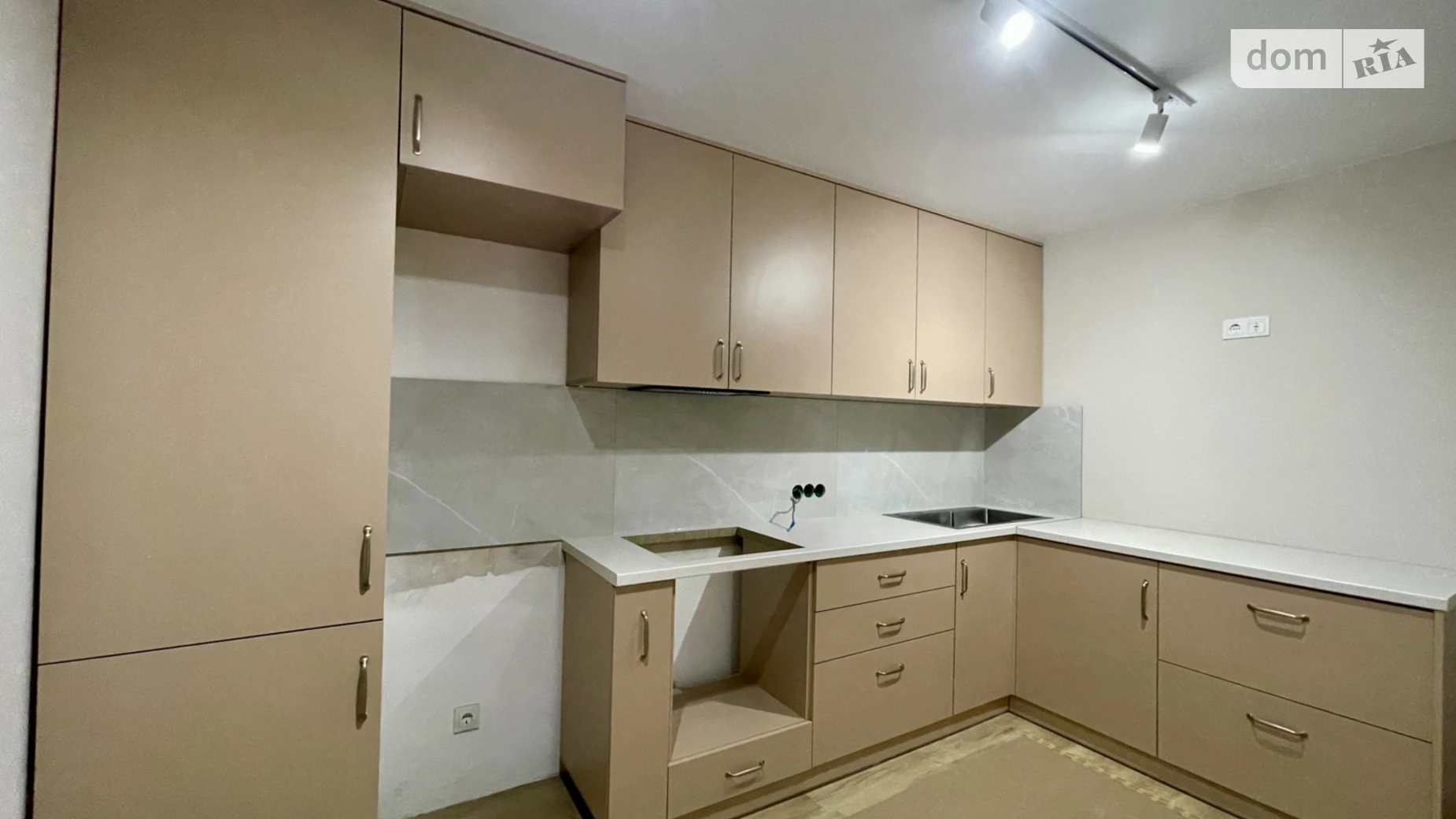 1-комнатная квартира 40 кв. м в Тернополе, цена: 58000 $ - фото 5