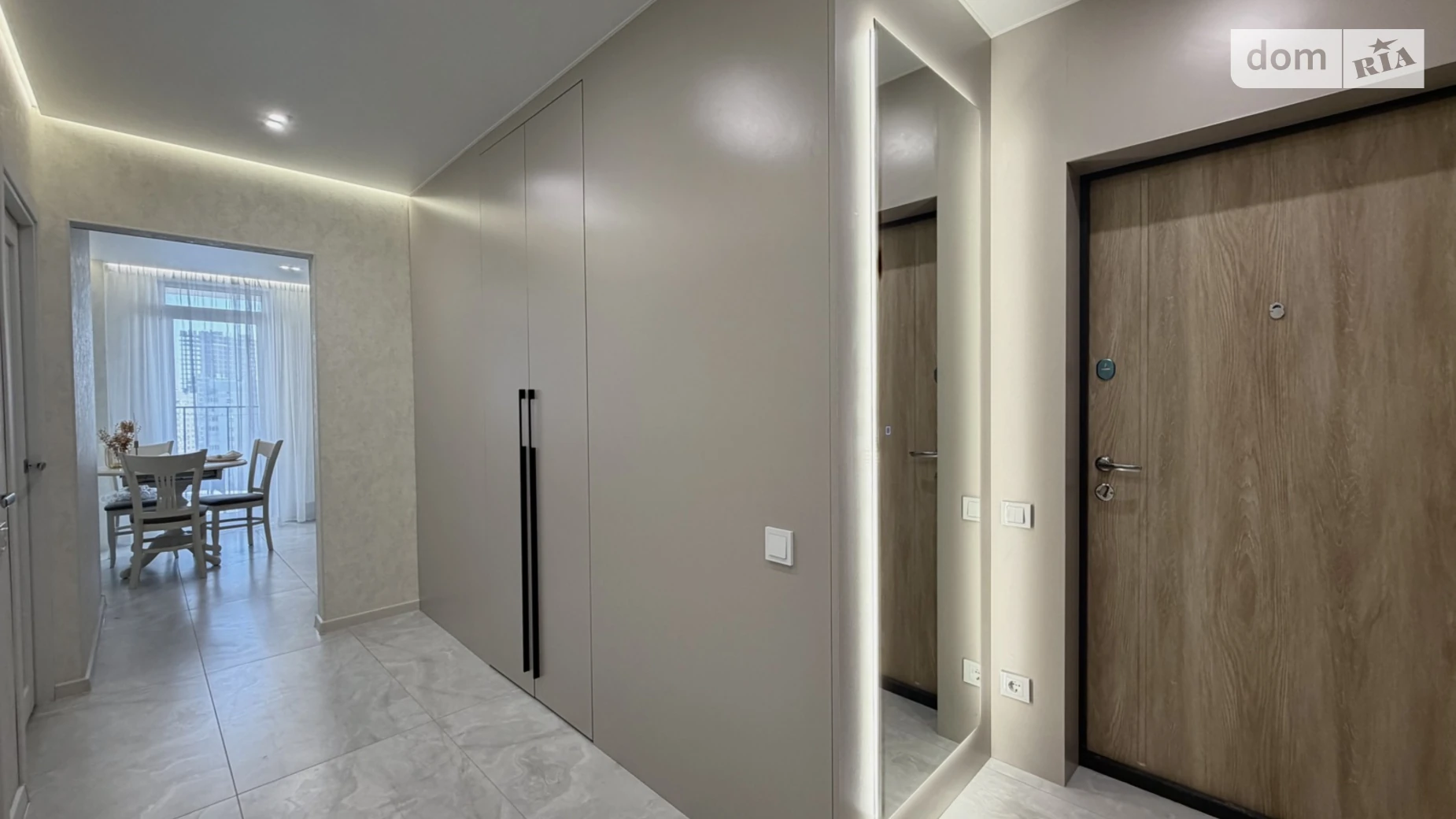 Продается 2-комнатная квартира 63 кв. м в Виннице, ул. Келецкая - фото 2