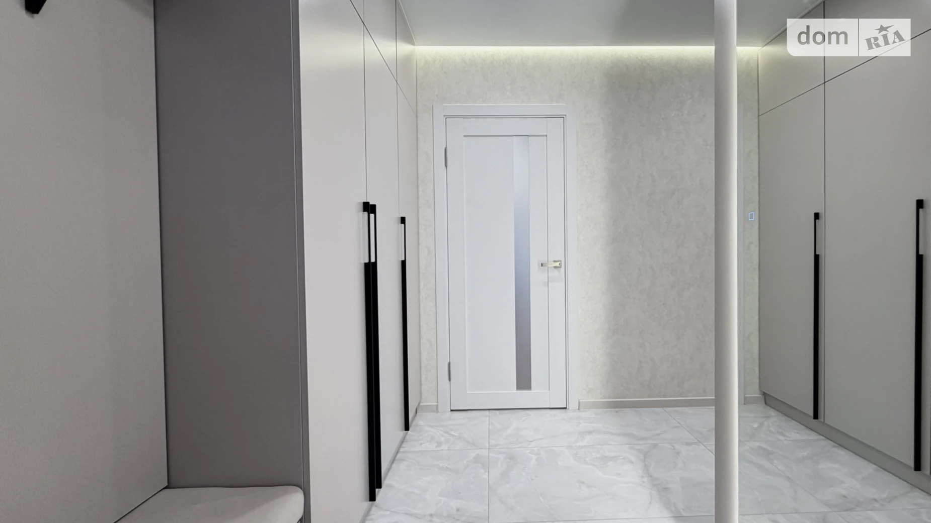 Продается 2-комнатная квартира 63 кв. м в Виннице, ул. Келецкая - фото 3