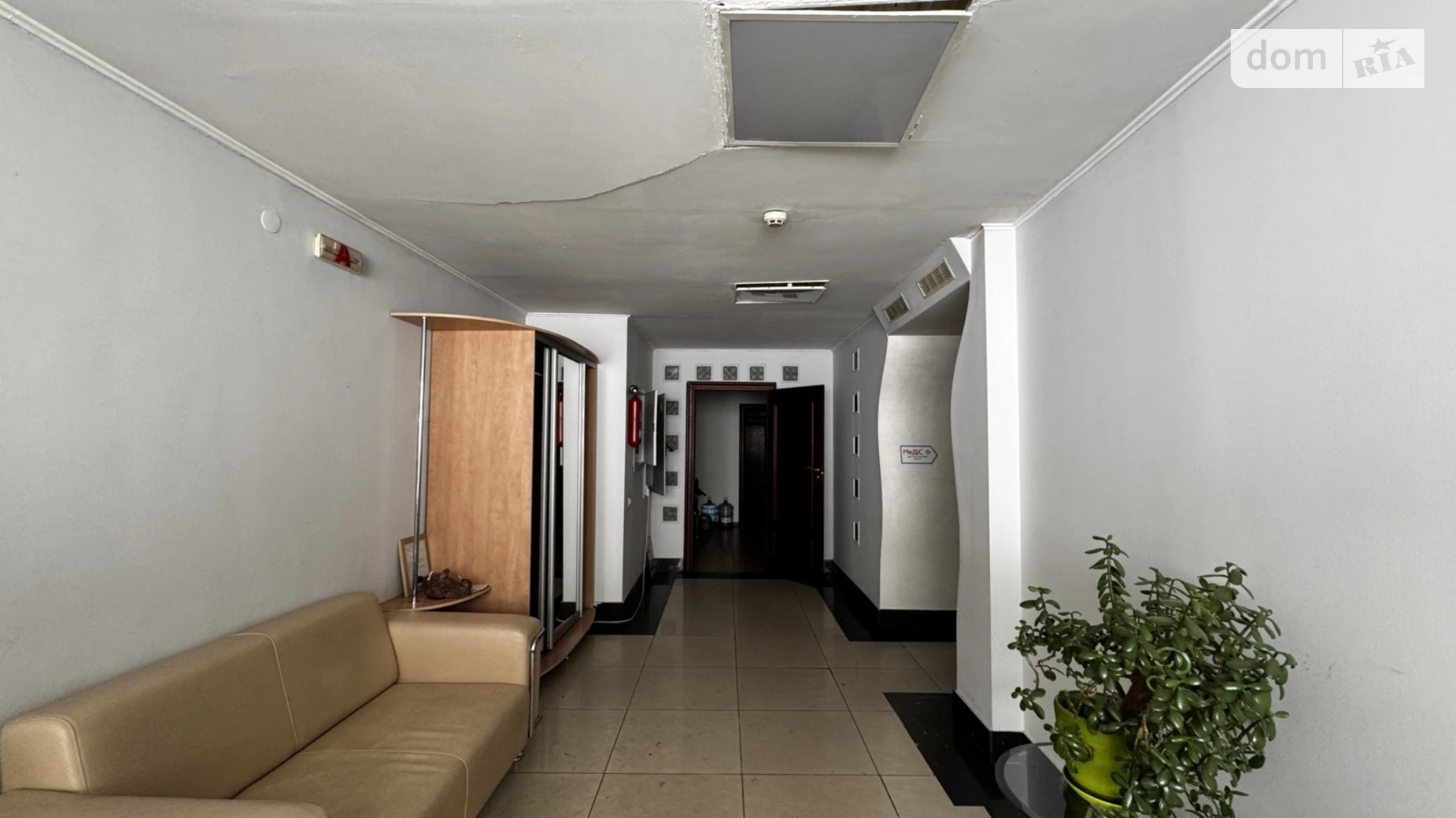 Здається в оренду приміщення вільного призначення 262.5 кв. м в 10-поверховій будівлі, цена: 2500 $ - фото 4