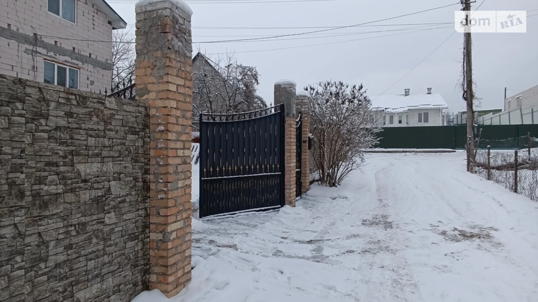 Продается дом на 3 этажа 138.4 кв. м с беседкой, цена: 82000 $ - фото 2