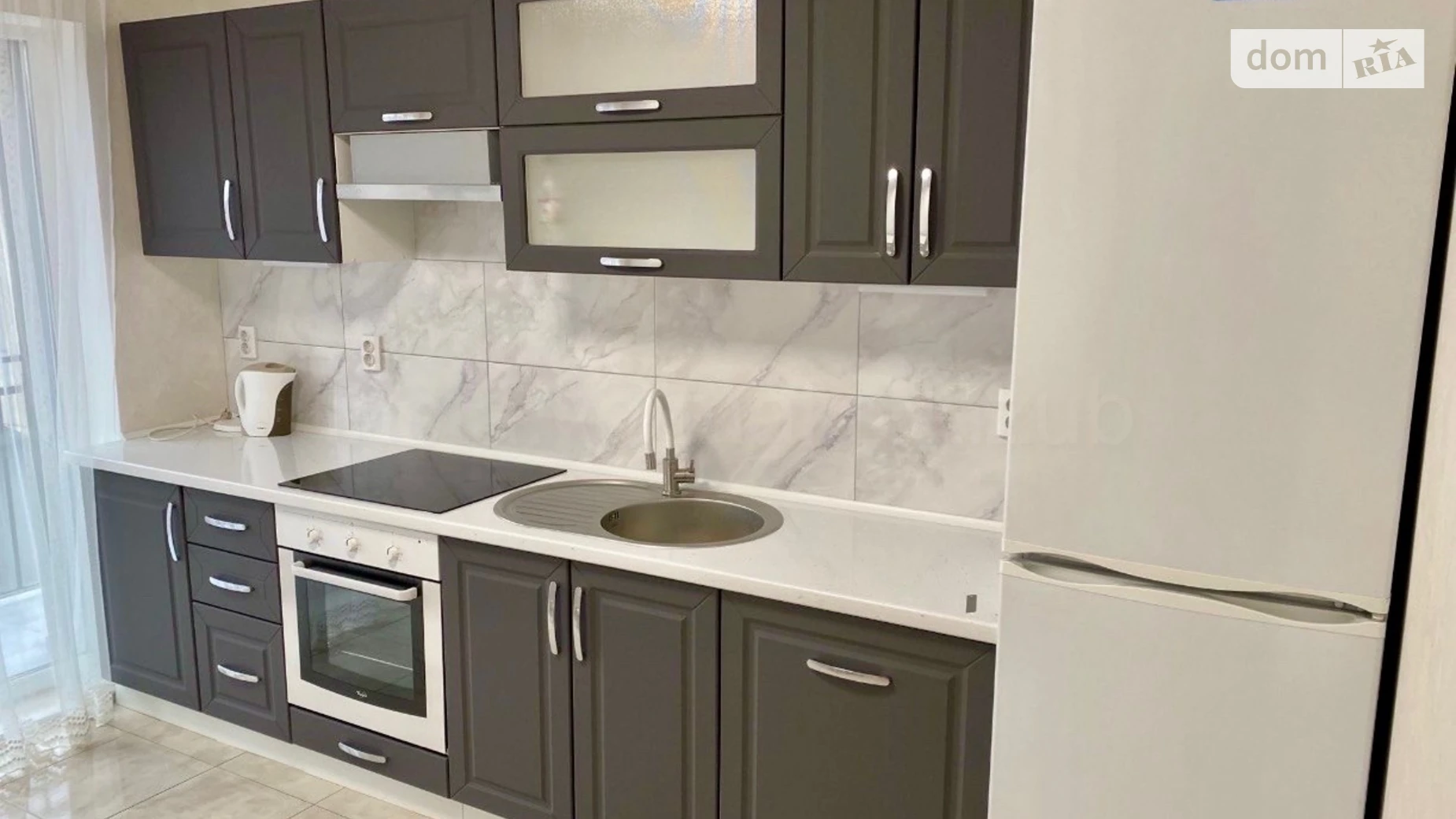 Продається 1-кімнатна квартира 33 кв. м у Ужгороді, вул. Тихого, 11 - фото 2