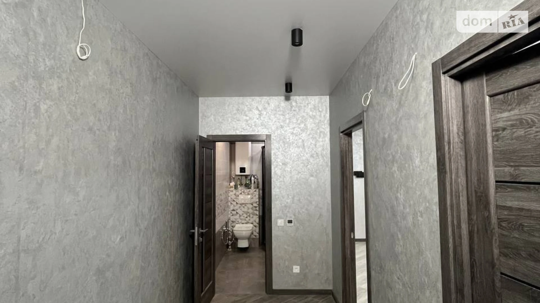 Продается 1-комнатная квартира 54.5 кв. м в Чернигове, ул. Жабинского, 2В - фото 2