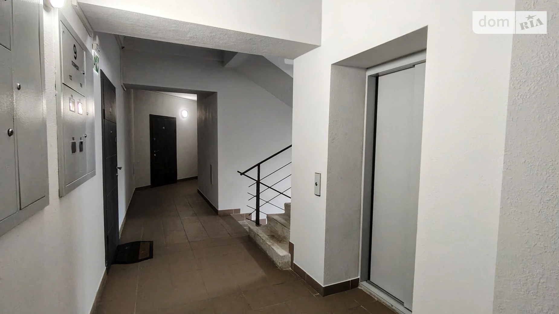 Продается 2-комнатная квартира 69.7 кв. м в Дубно, ул. Митрополита Шептицкого, 7 - фото 3