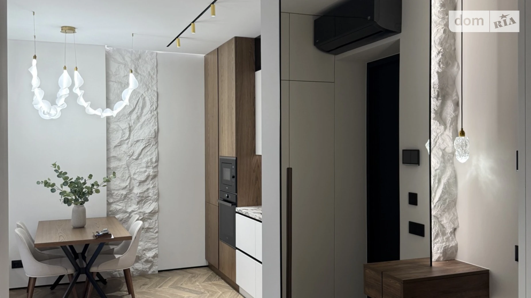 Продается 2-комнатная квартира 68 кв. м в, цена: 205000 $ - фото 2