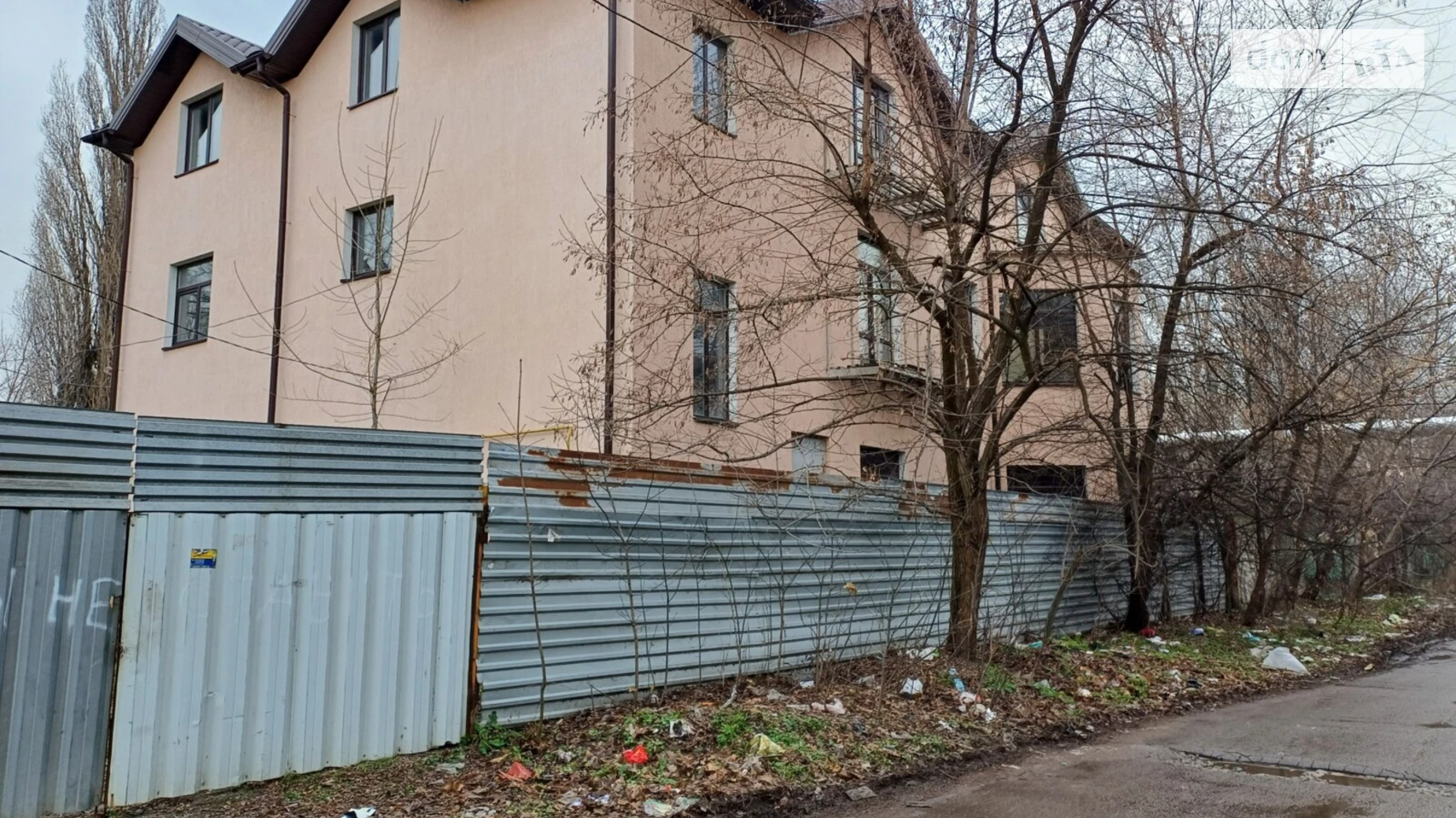Продается дом на 3 этажа 643.2 кв. м с подвалом, цена: 130000 $ - фото 5