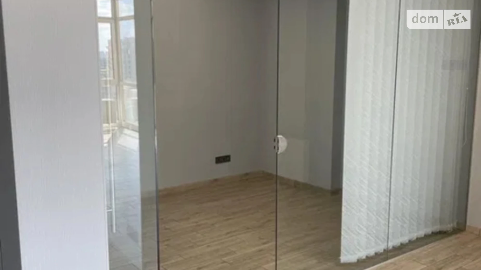 Сдается в аренду офис 100 кв. м в бизнес-центре, цена: 1000 $ - фото 3