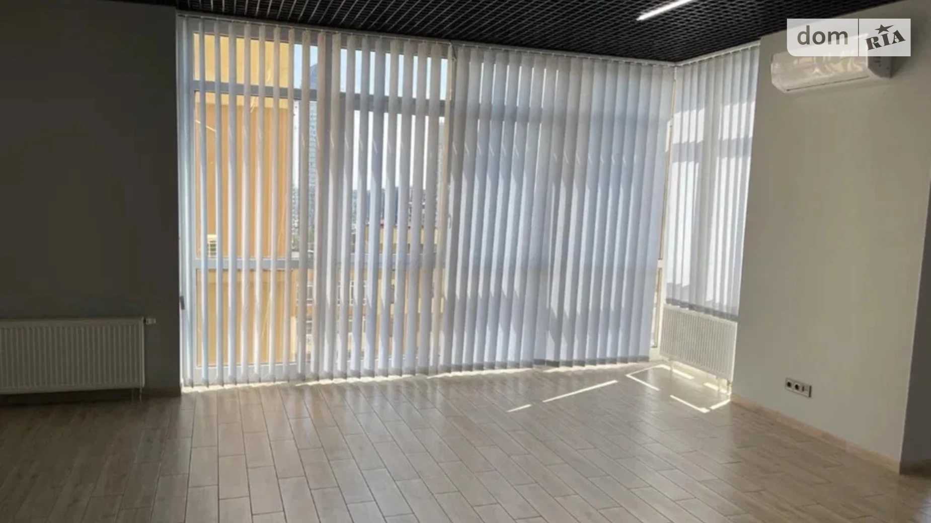 Сдается в аренду офис 100 кв. м в бизнес-центре, цена: 1000 $ - фото 2