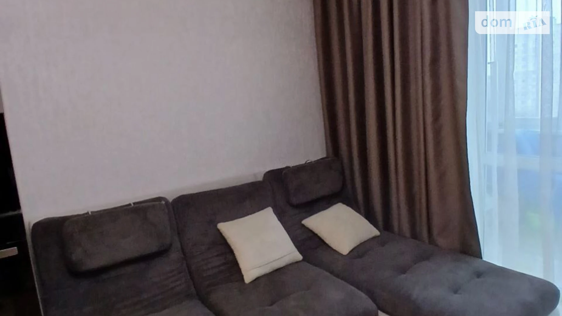 Продается 2-комнатная квартира 72 кв. м в Харькове, ул. Роганская, 130/3 - фото 4