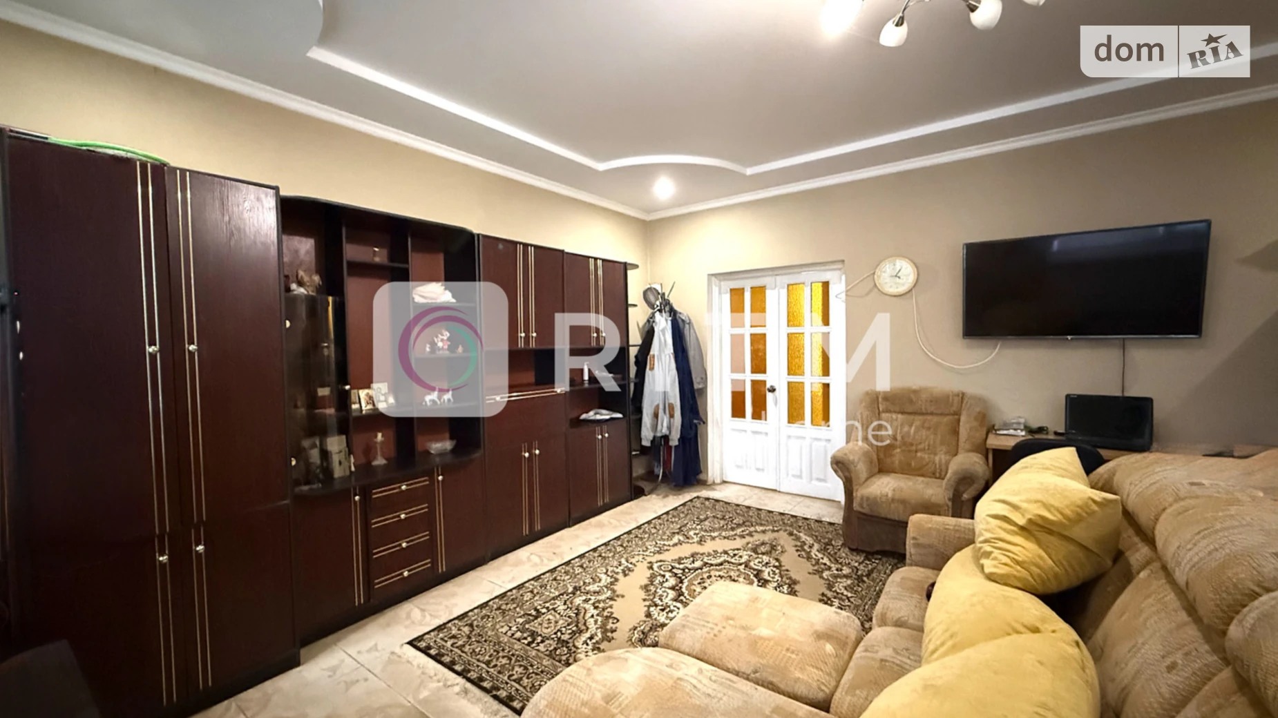 Продается дом на 2 этажа 236.6 кв. м с садом, цена: 125000 $ - фото 2