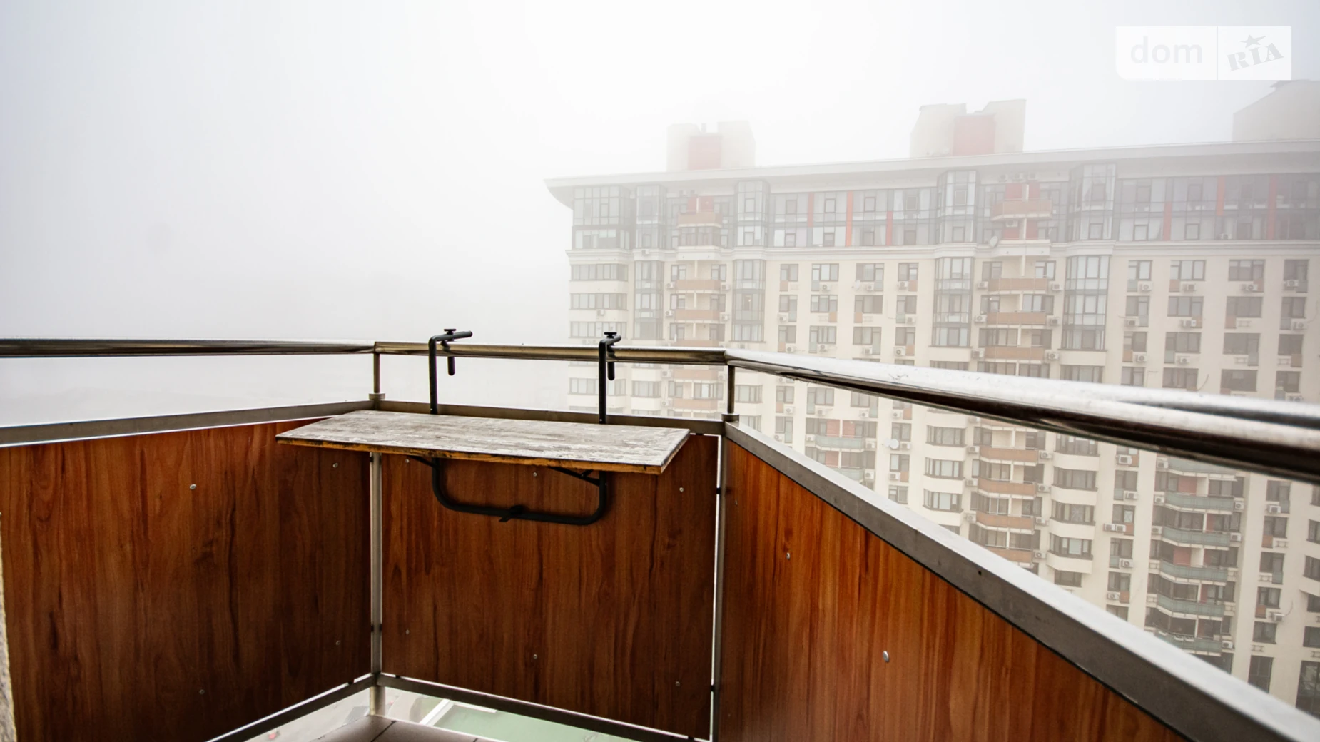 ул. Юлии Здановской(Михаила Ломоносова), 73Г Голосеев Киев ЖК Солнечная Брама Выставочный центр - фото 5