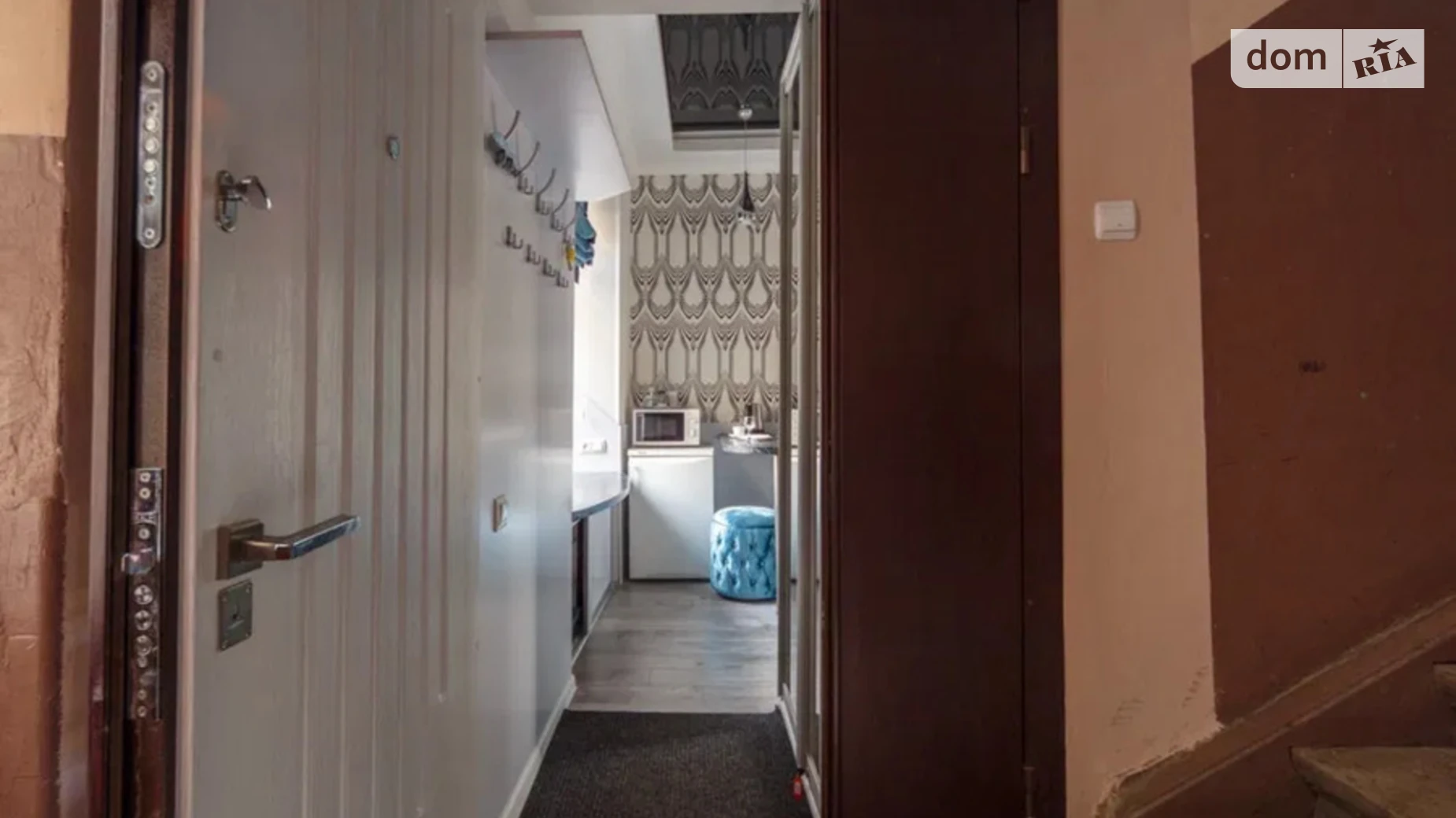 Продается 1-комнатная квартира 15 кв. м в Львове, ул. Меретина, 9 - фото 2