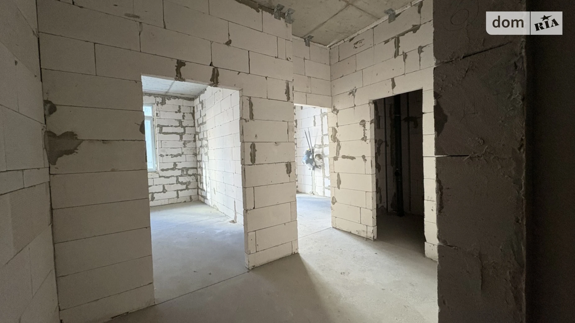 Продается 1-комнатная квартира 39.5 кв. м в Одессе, ул. Жемчужная, 39Б - фото 2