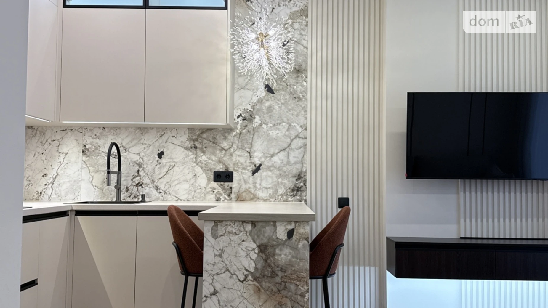 Продается 1-комнатная квартира 43 кв. м в Днепре, цена: 107000 $ - фото 2