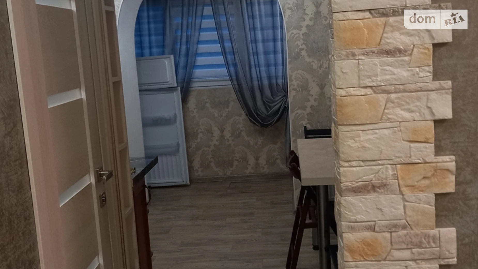 Продается 2-комнатная квартира 55.9 кв. м в Гайсине, ул. Грушевского(Ленина), 68 - фото 3