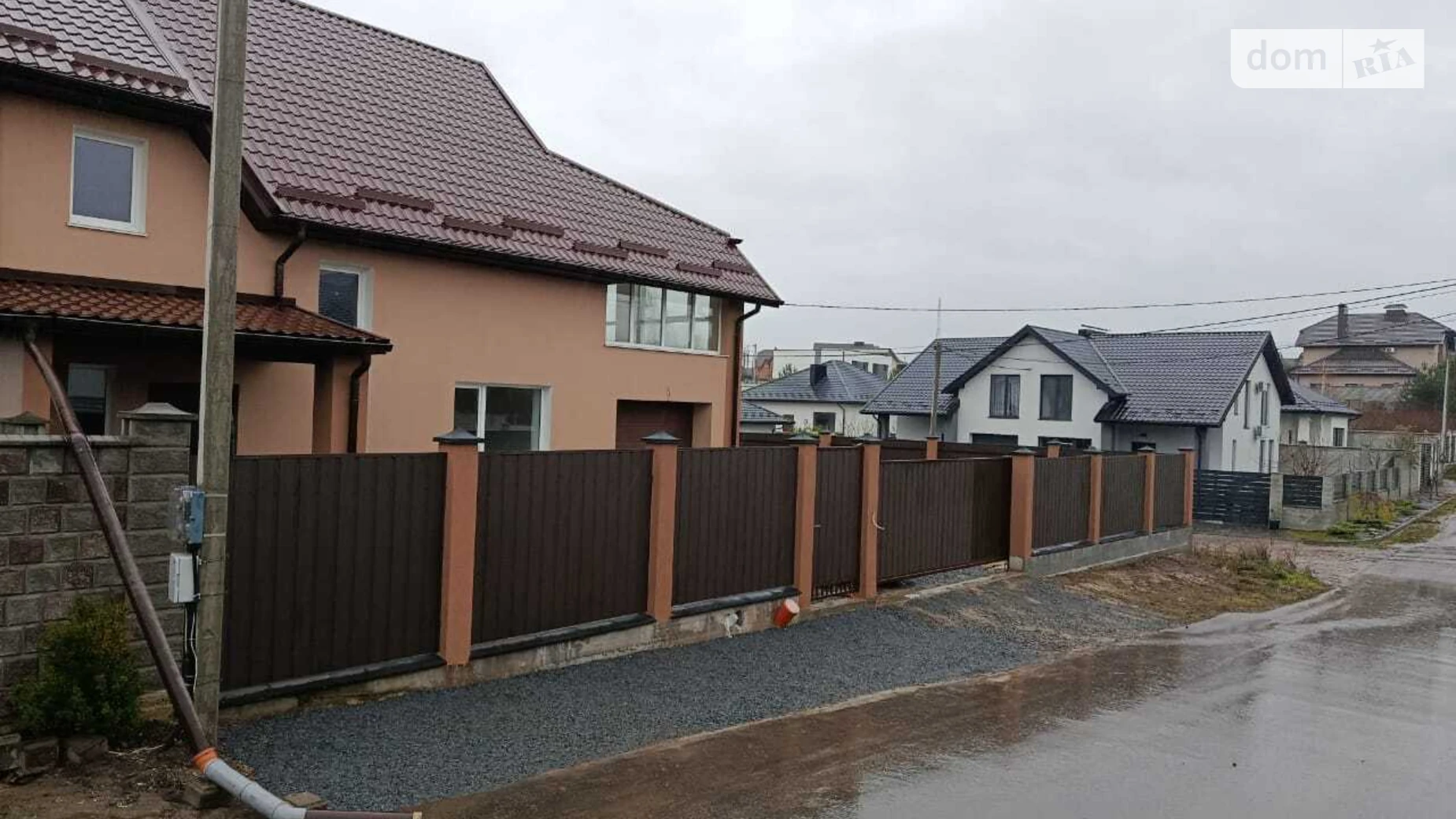 Продается дом на 2 этажа 227 кв. м с баней/сауной, цена: 179000 $ - фото 3