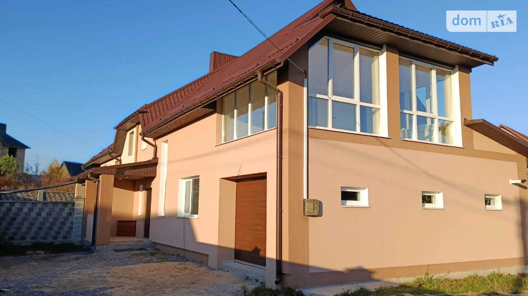 Продается дом на 2 этажа 227 кв. м с баней/сауной, цена: 179000 $ - фото 2