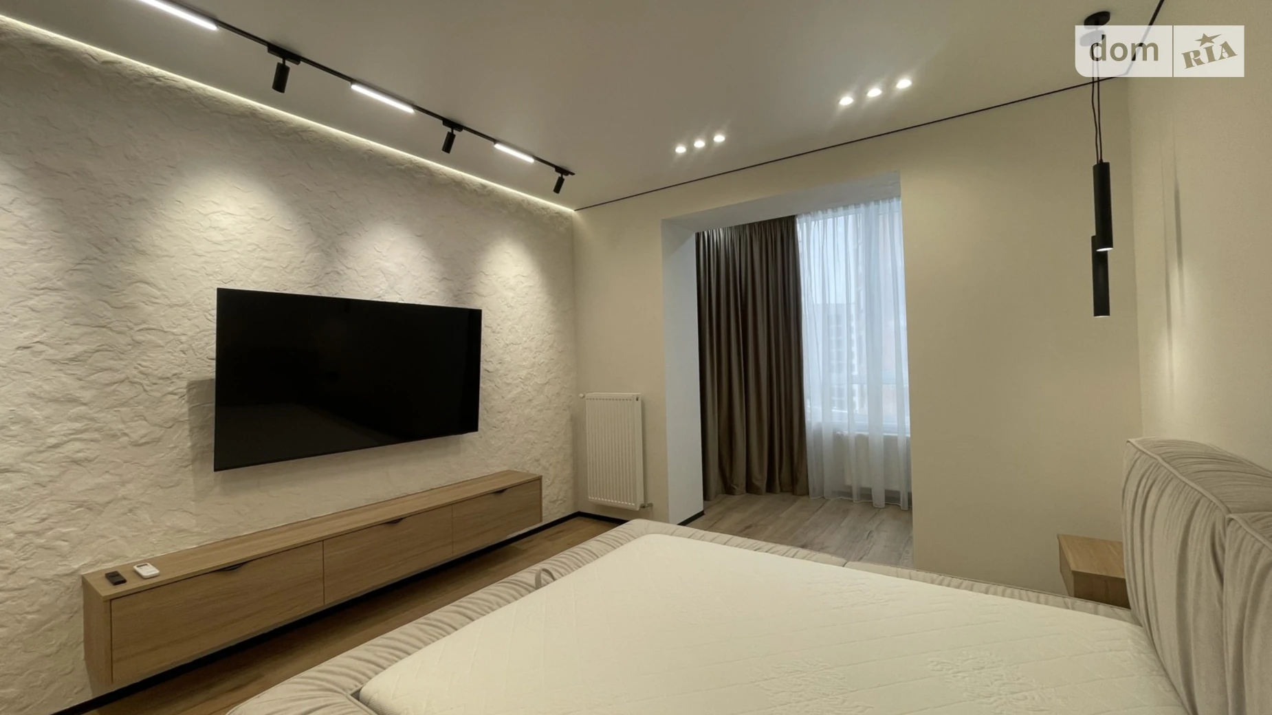 Продается 3-комнатная квартира 93 кв. м в Ивано-Франковске, ул. Приозерная, 42 - фото 5