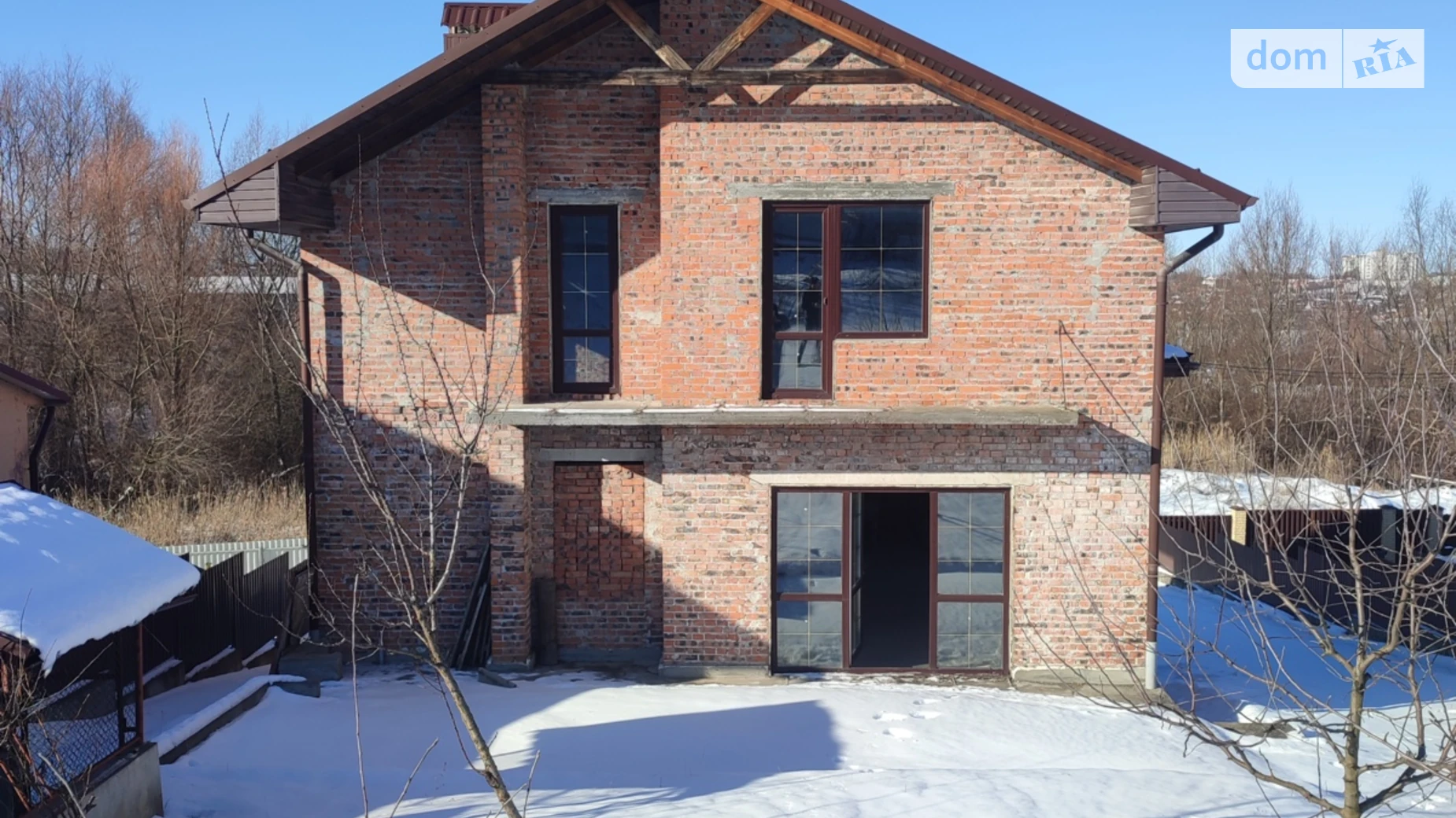 Продается дом на 2 этажа 231 кв. м с камином, цена: 72000 $ - фото 2
