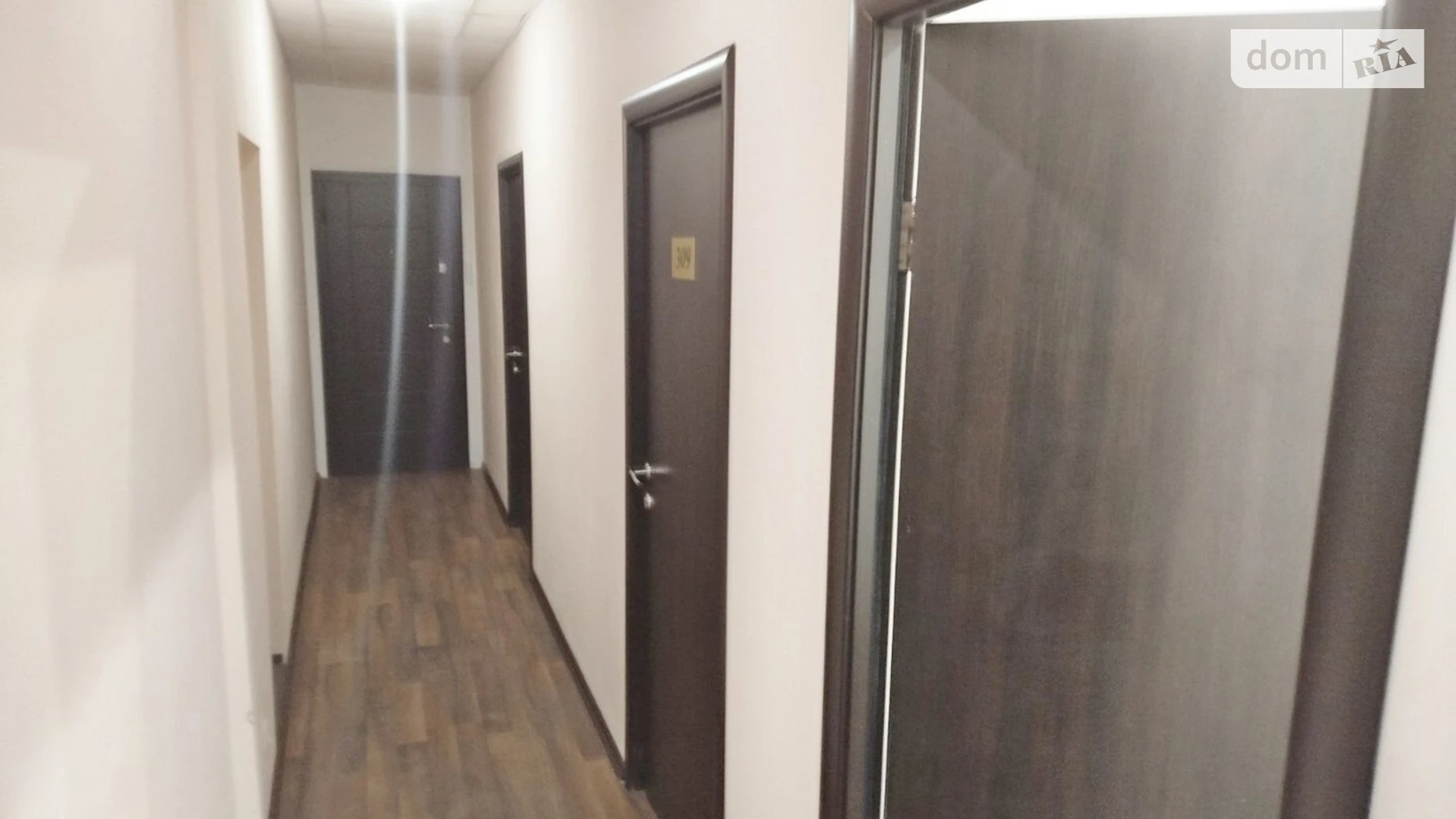 Сдается в аренду офис 19 кв. м в бизнес-центре, цена: 8320 грн - фото 5