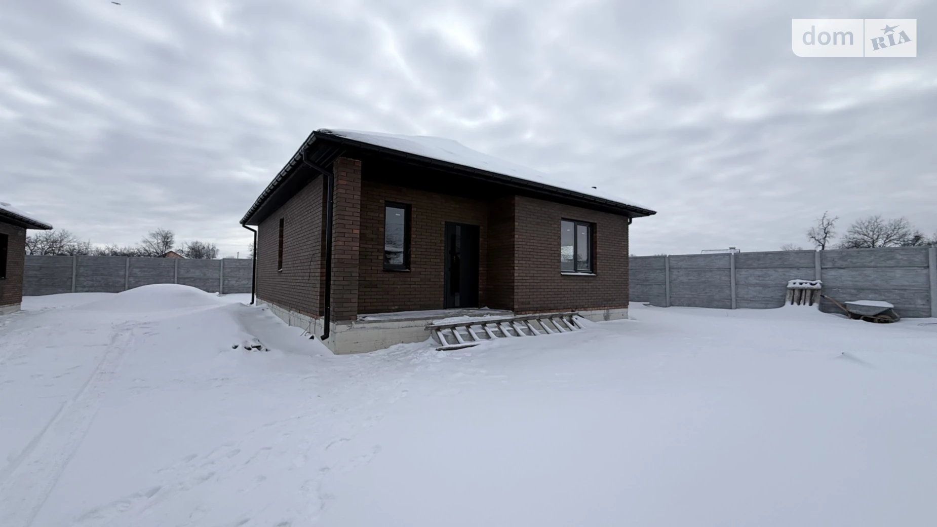 Продается одноэтажный дом 80 кв. м с беседкой, цена: 80000 $ - фото 2