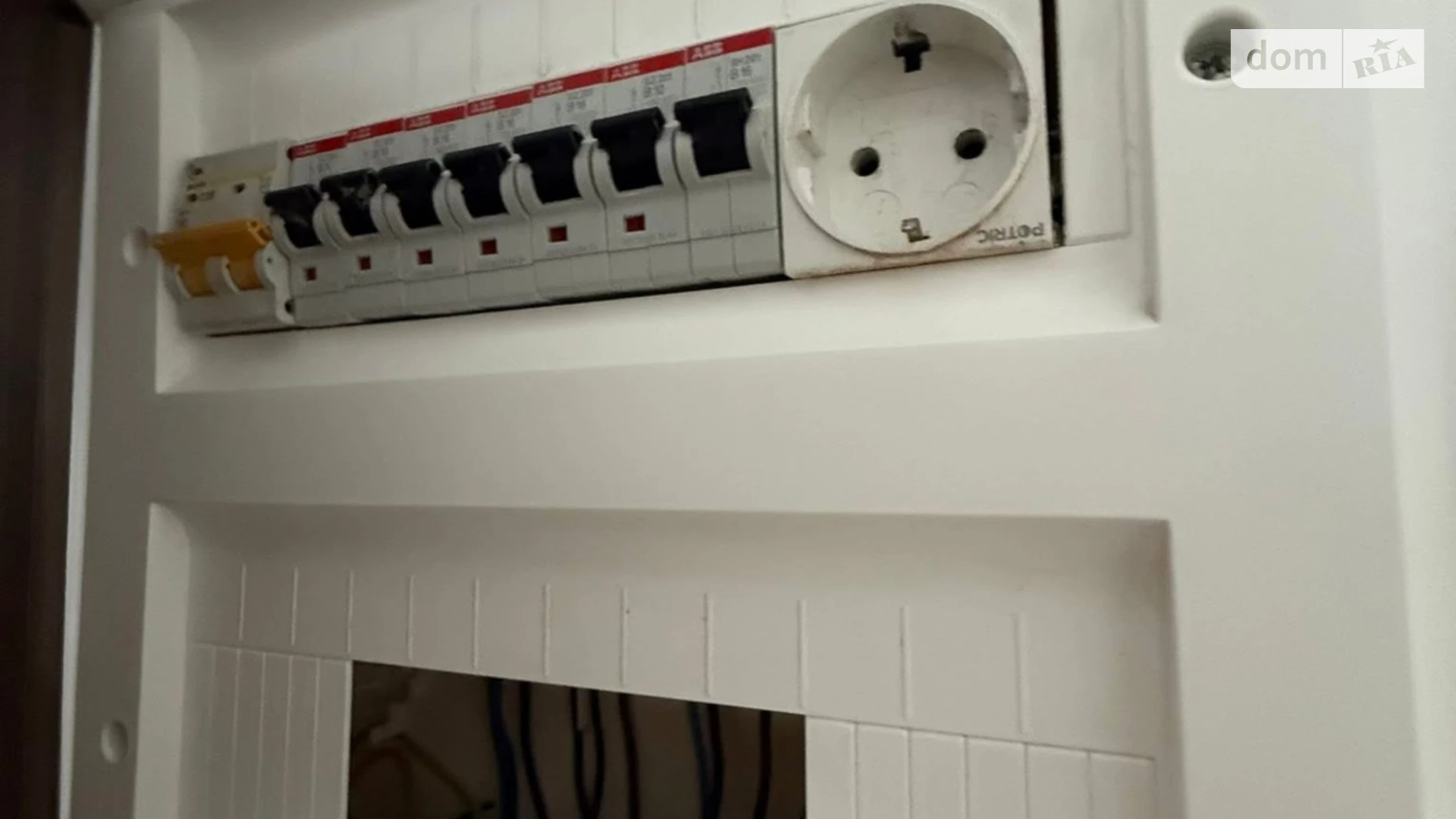 Сдается в аренду помещения свободного назначения 55 кв. м в 4-этажном здании, цена: 25000 грн - фото 4