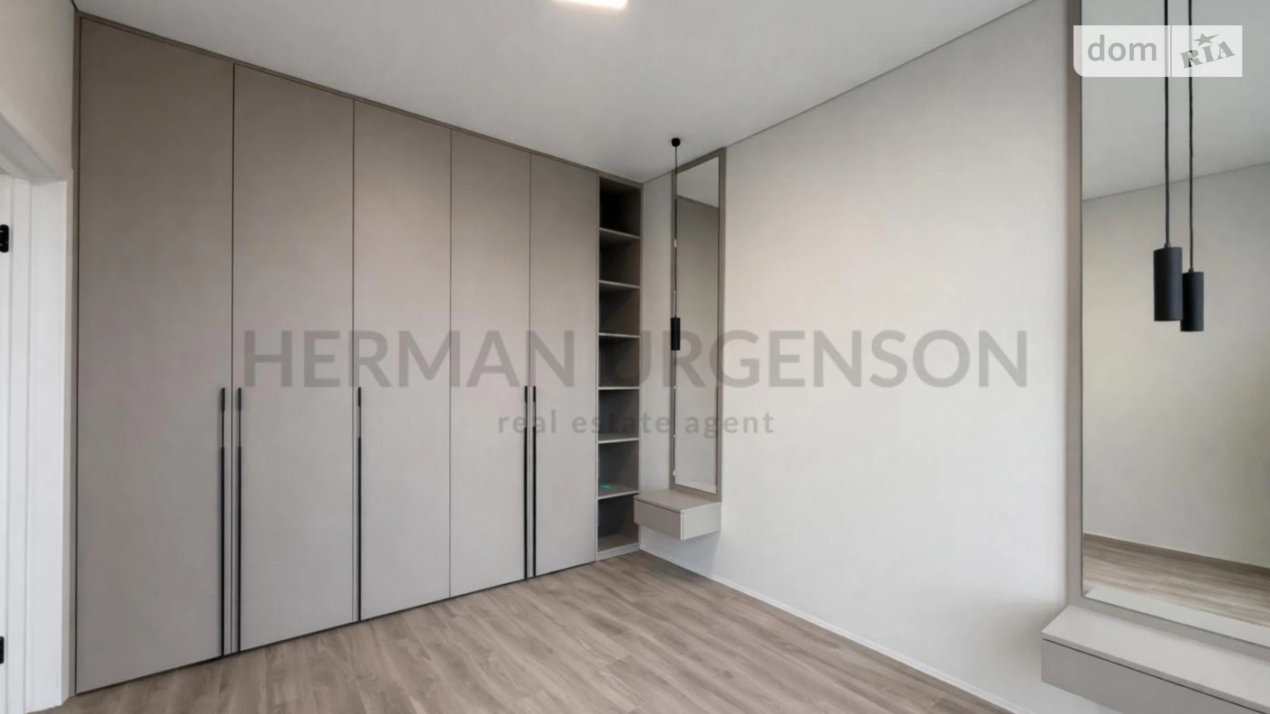 Продается 1-комнатная квартира 45 кв. м в Минае,  - фото 4