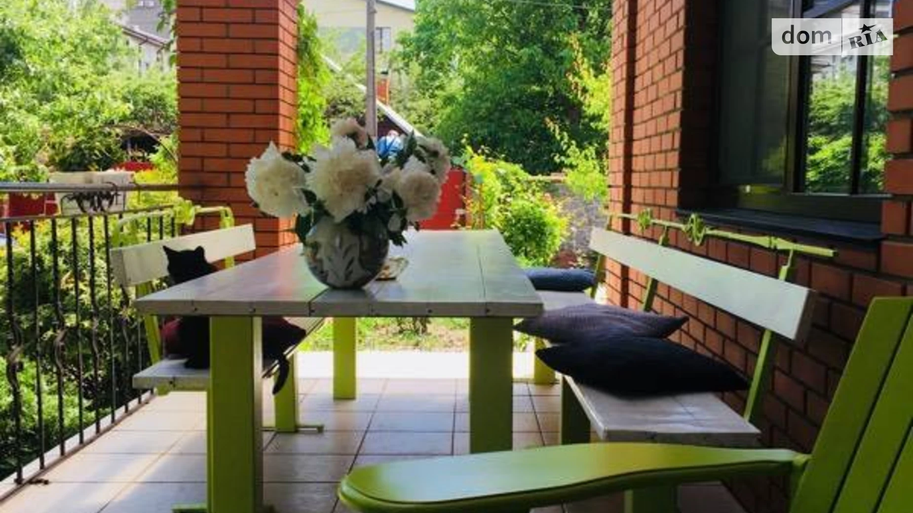 Продается дом на 3 этажа 320 кв. м с камином, цена: 310000 $ - фото 2