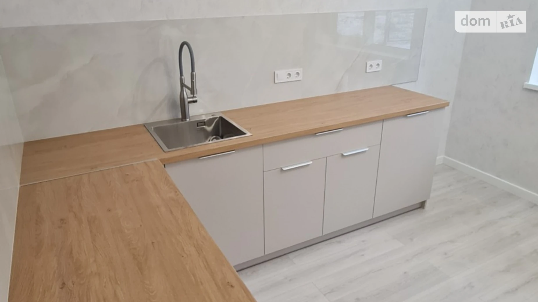 Продається 2-кімнатна квартира 56.5 кв. м у Одесі, вул. Профспілкова - фото 2
