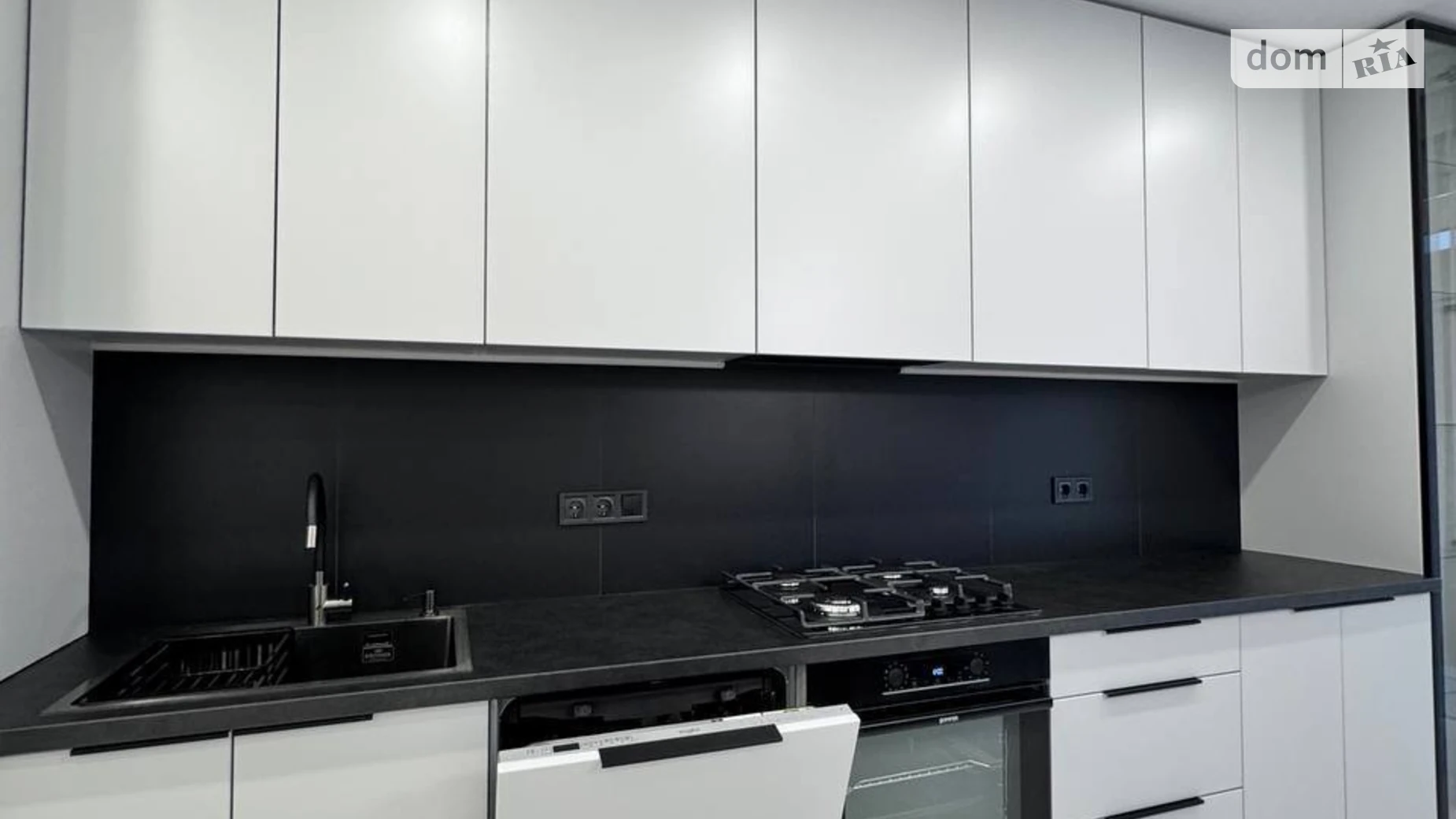 Сдается в аренду 1-комнатная квартира 44 кв. м в Ивано-Франковске, ул. Юліана Пелеша(Крайковского) - фото 2