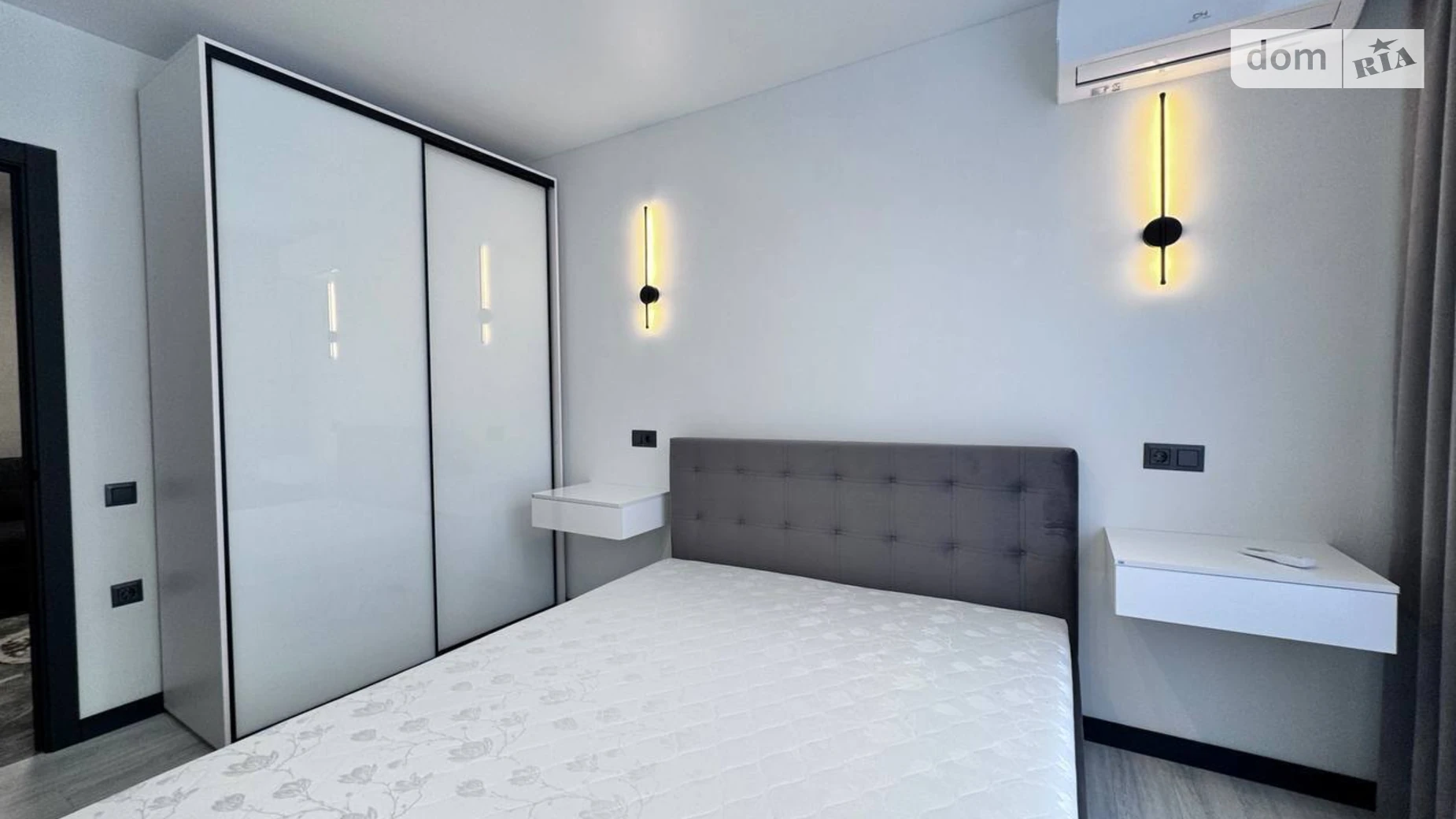 Сдается в аренду 1-комнатная квартира 50 кв. м в Ивано-Франковске, ул. Юліана Пелеша(Крайковского) - фото 3