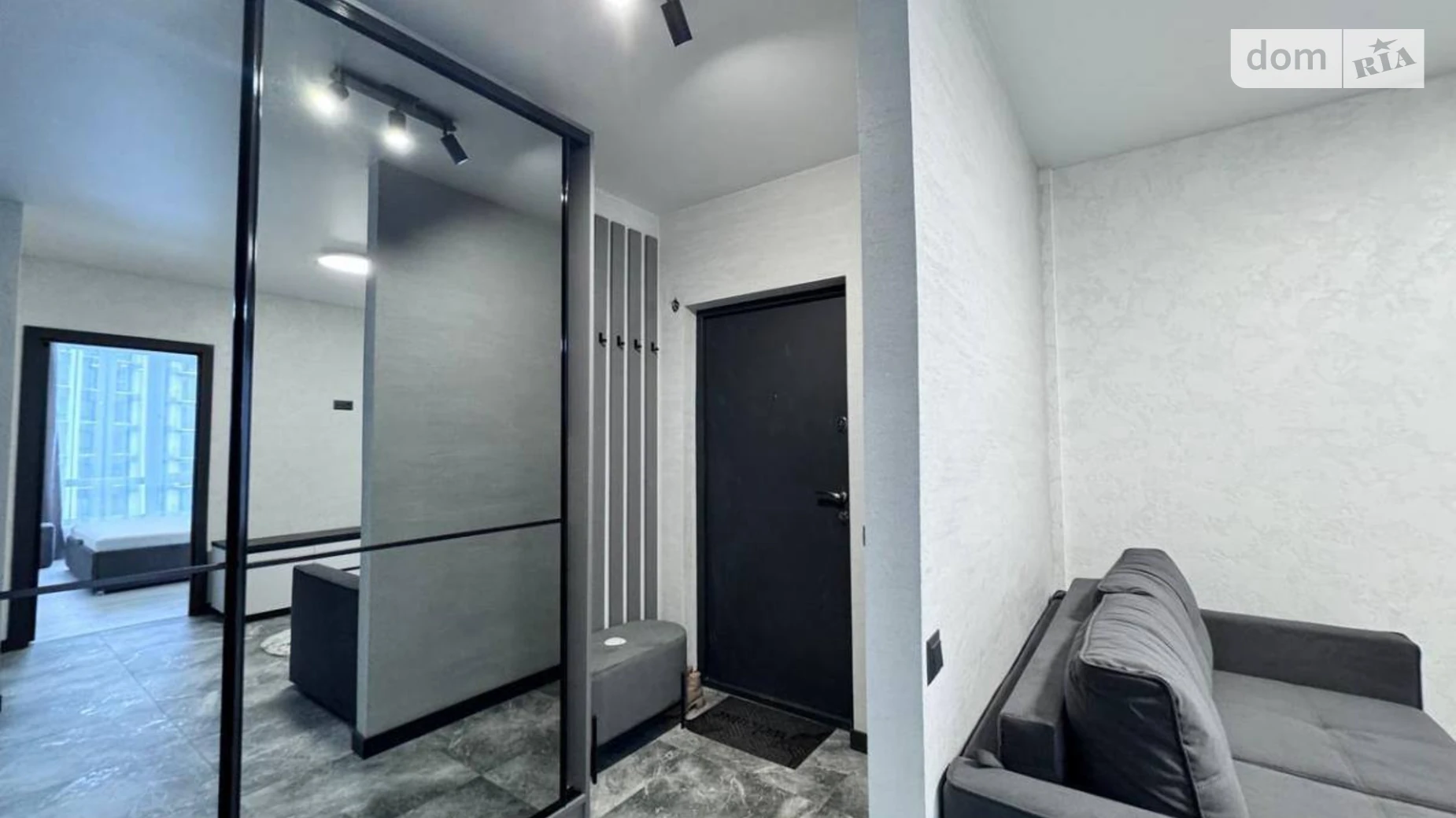 Сдается в аренду 1-комнатная квартира 50 кв. м в Ивано-Франковске, ул. Юліана Пелеша(Крайковского) - фото 5