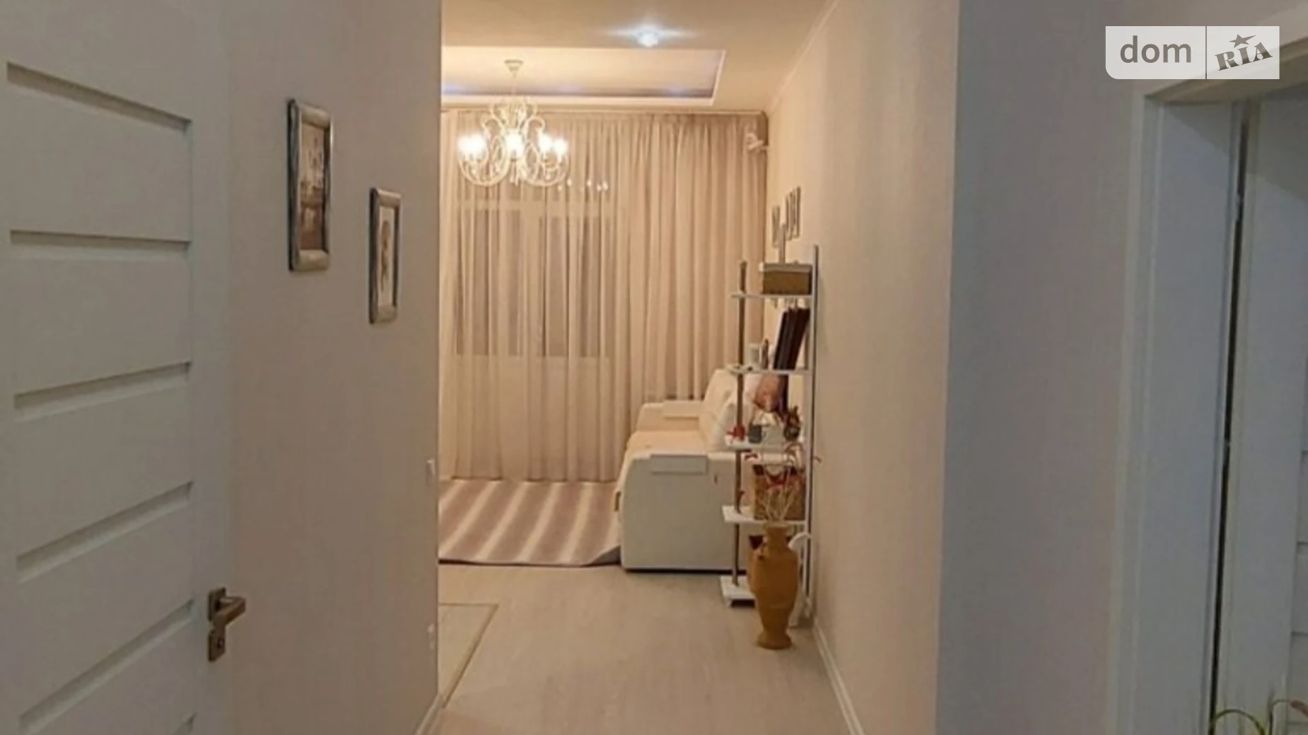 3-комнатная квартира 73.4 кв. м в Запорожье, просп. Соборный, 151/11 - фото 3