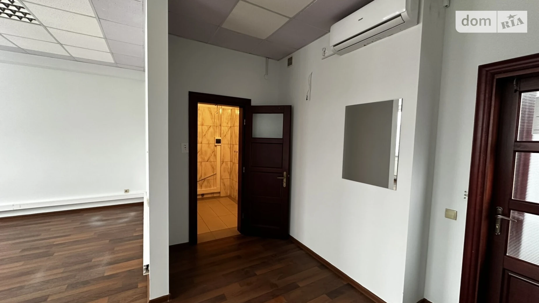Сдается в аренду офис 38.7 кв. м в бизнес-центре, цена: 13950 грн - фото 5