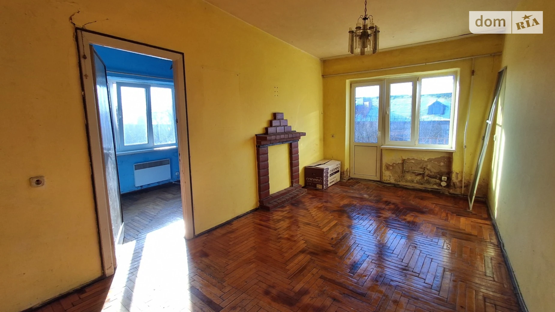 Продається 2-кімнатна квартира 43.2 кв. м у Ужгороді, просп. Свободи, 33 - фото 2