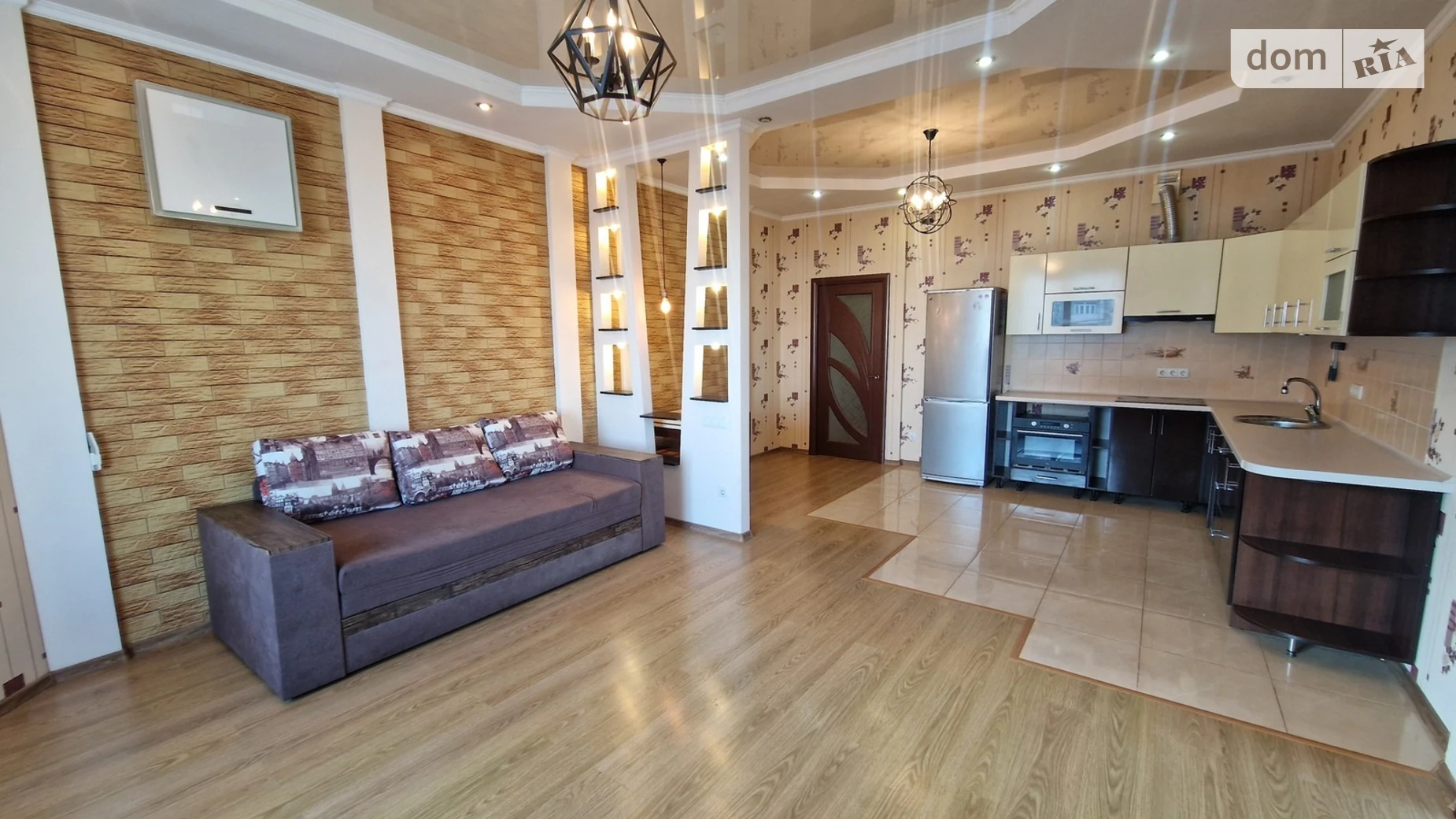 Продается 1-комнатная квартира 69.9 кв. м в Черноморске, цена: 77000 $ - фото 4