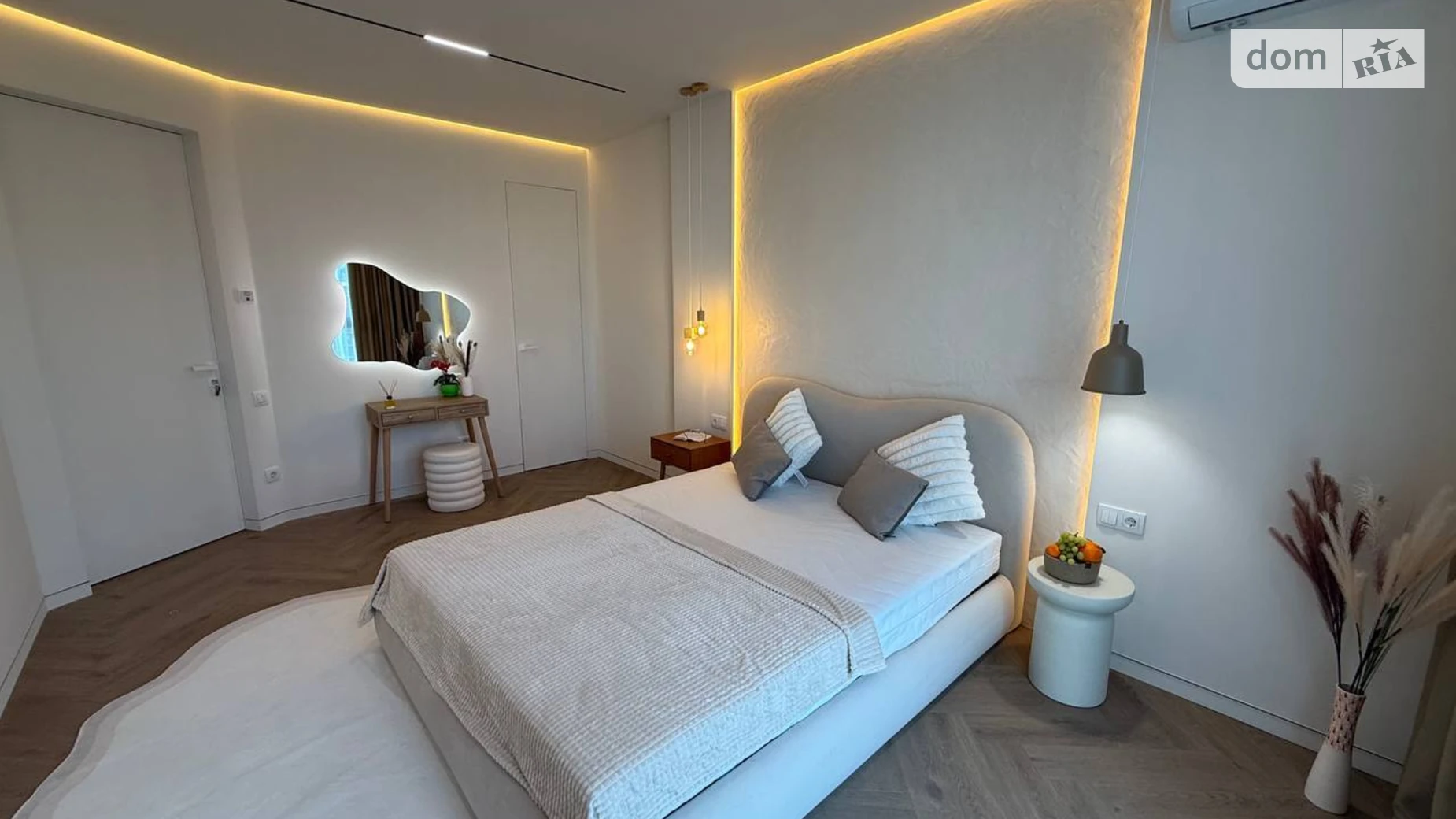 Продается 1-комнатная квартира 44 кв. м в Ужгороде, цена: 128000 $ - фото 3