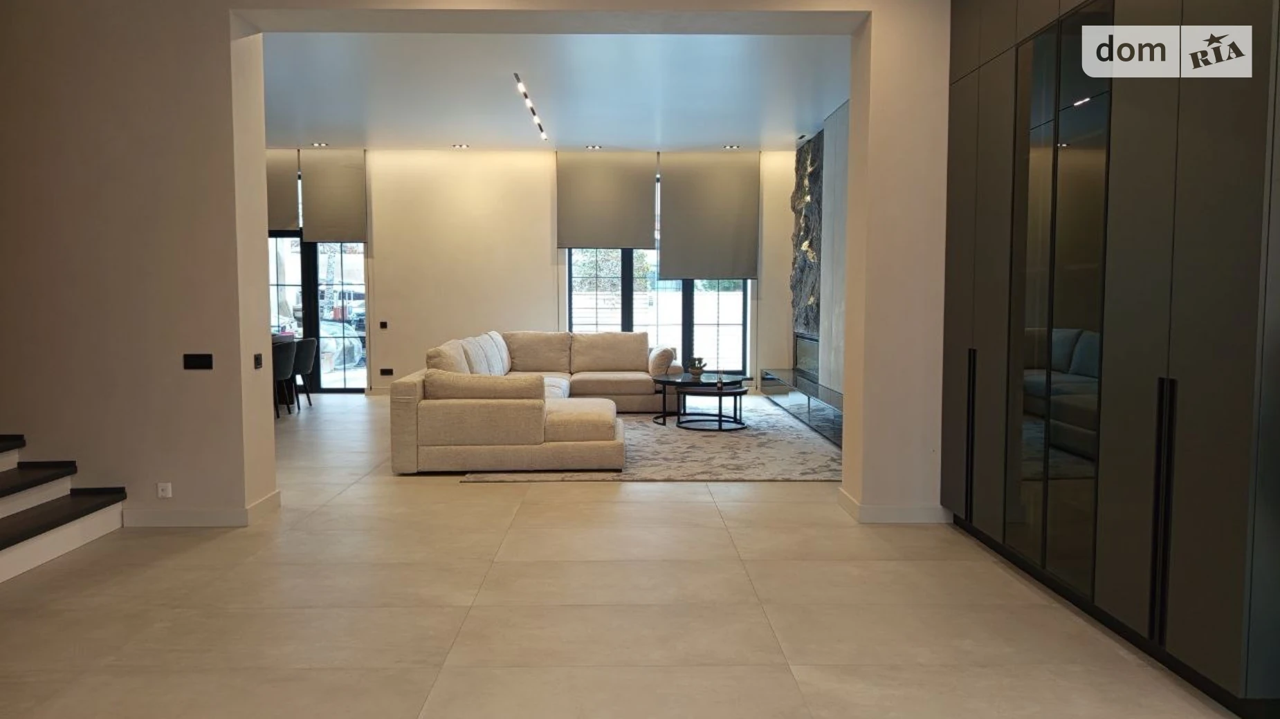 Продається будинок 2 поверховий 220 кв. м з каміном, цена: 670000 $ - фото 2