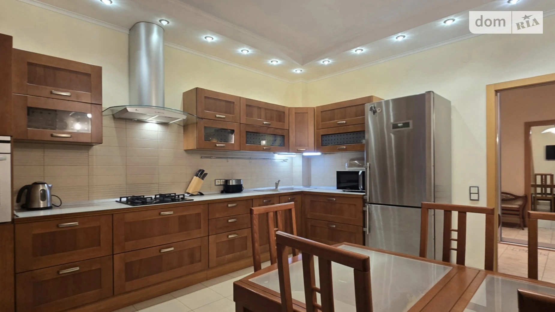Сдается в аренду 5-комнатная квартира 207 кв. м в Киеве, ул. Волошская, 51/27 - фото 2