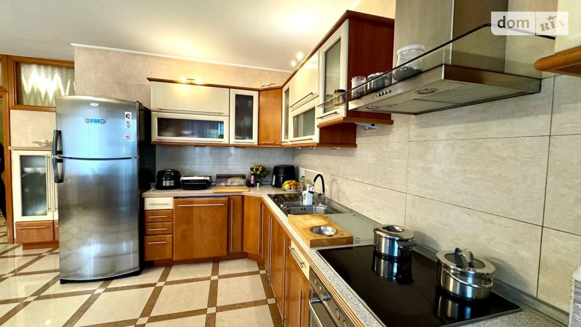 Продається 5-кімнатна квартира 184.6 кв. м у Львові, вул. Панча Петра, 5 - фото 5