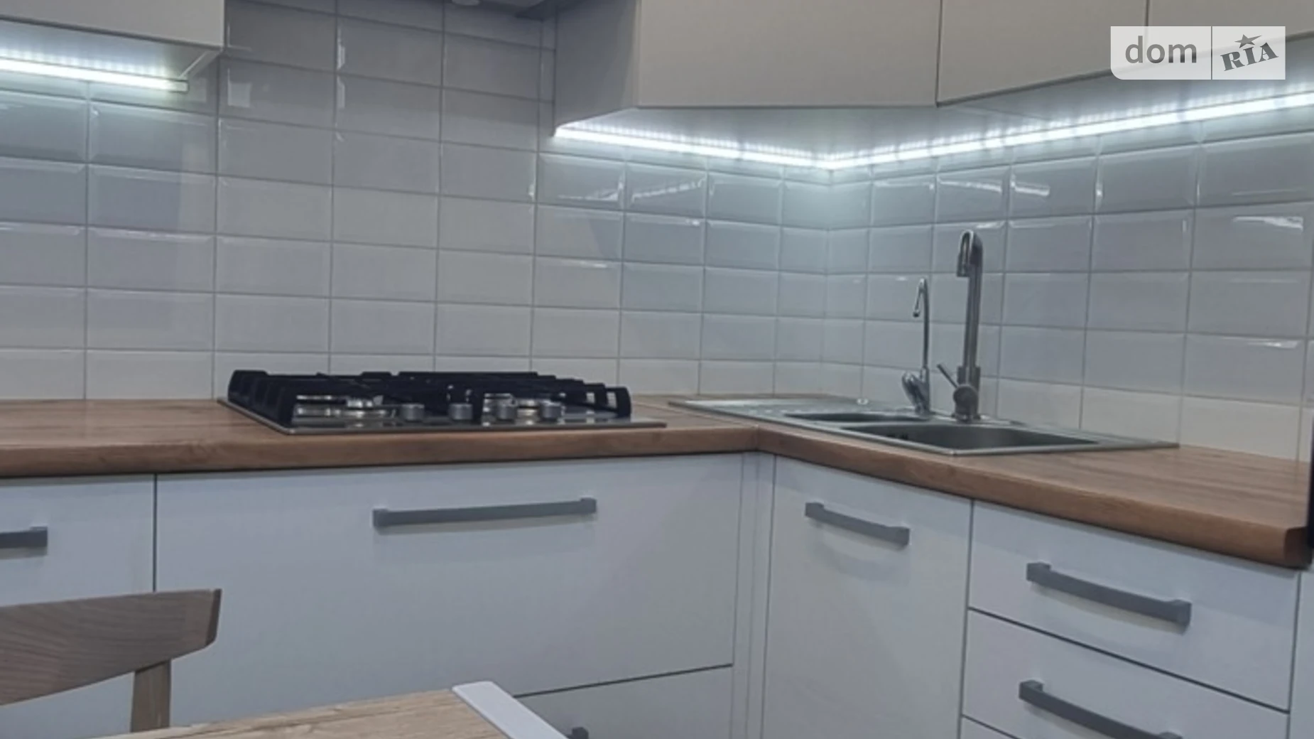 Продается 1-комнатная квартира 53.1 кв. м в Хмельницком, ул. Сечевых Стрельцов, 9/1 - фото 2