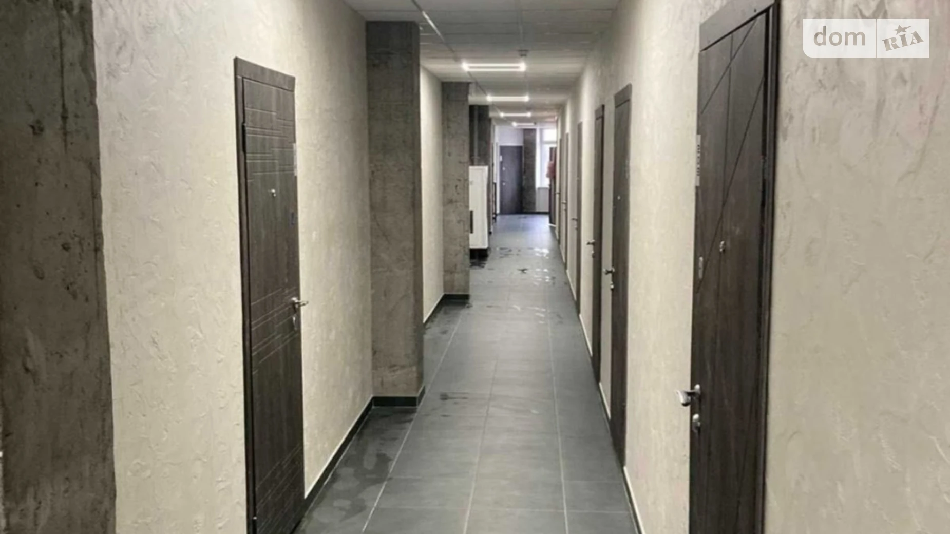 Сдается в аренду офис 14.5 кв. м в бизнес-центре, цена: 4500 грн - фото 3