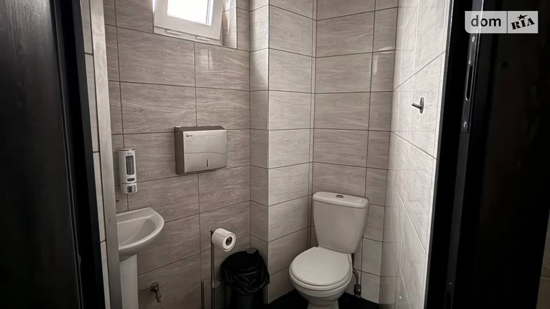 Сдается в аренду офис 14.5 кв. м в бизнес-центре, цена: 4500 грн - фото 5