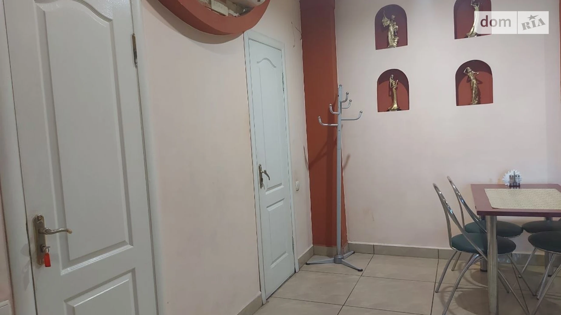 Продається об'єкт сфери послуг 109 кв. м в 5-поверховій будівлі, цена: 90000 $ - фото 3