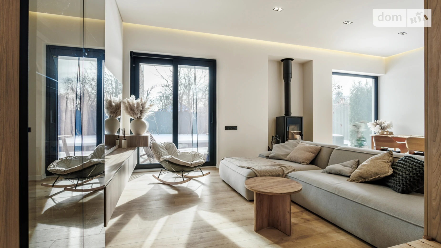 Продается одноэтажный дом 132 кв. м с камином, цена: 280000 $ - фото 2