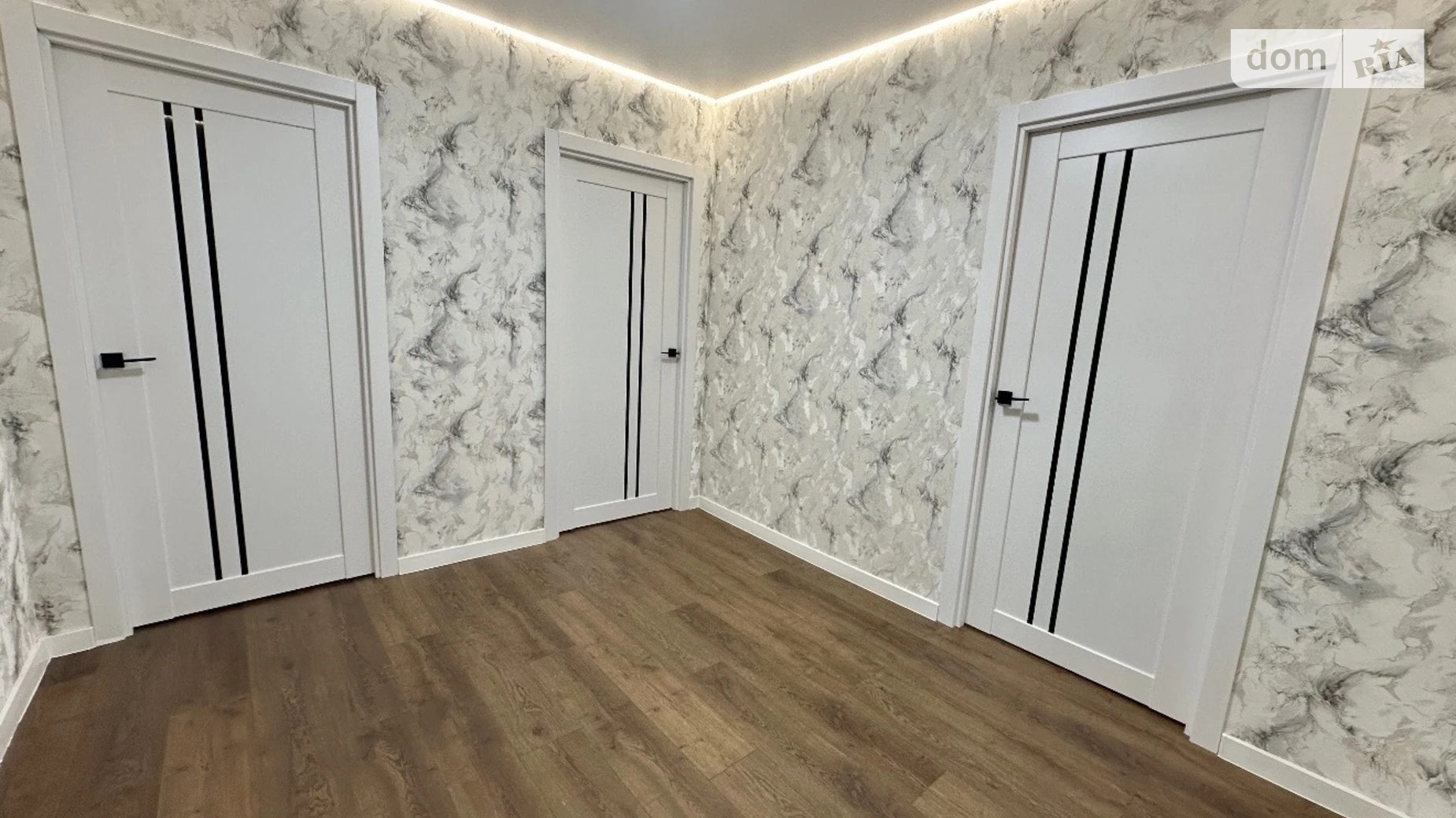 Продается 3-комнатная квартира 74 кв. м в Хмельницком, цена: 73000 $ - фото 4