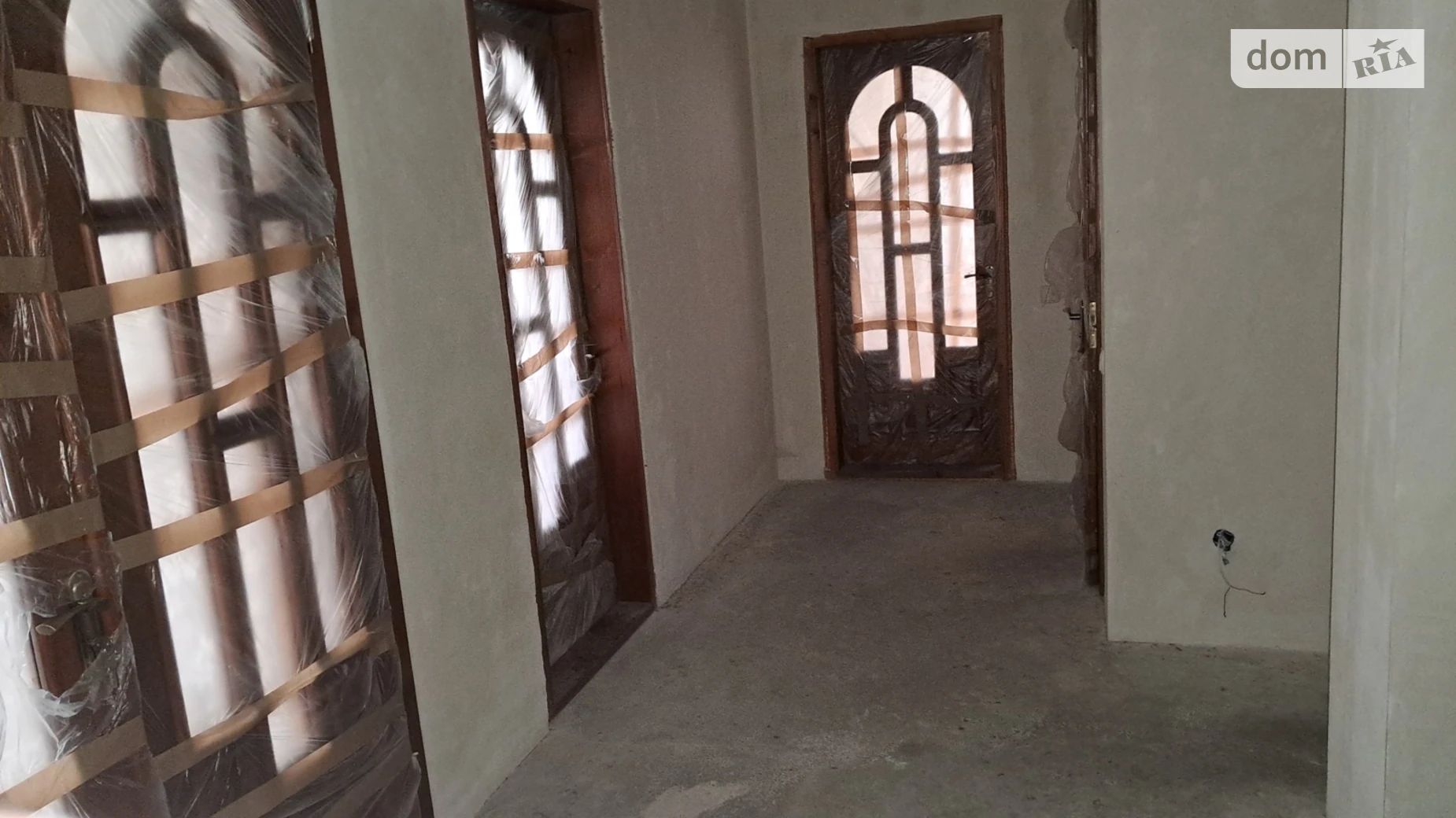 Продается 3-комнатная квартира 94.6 кв. м в Ивано-Франковске, цена: 92000 $ - фото 2