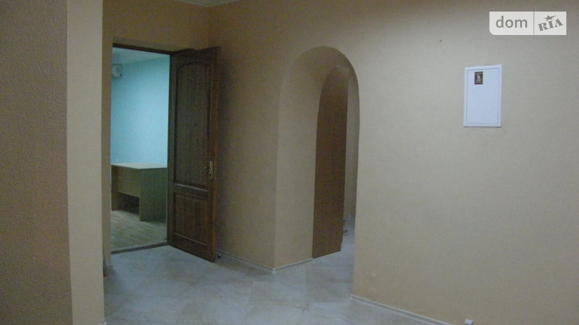 Сдается в аренду офис 68.2 кв. м в бизнес-центре, цена: 23000 грн - фото 5