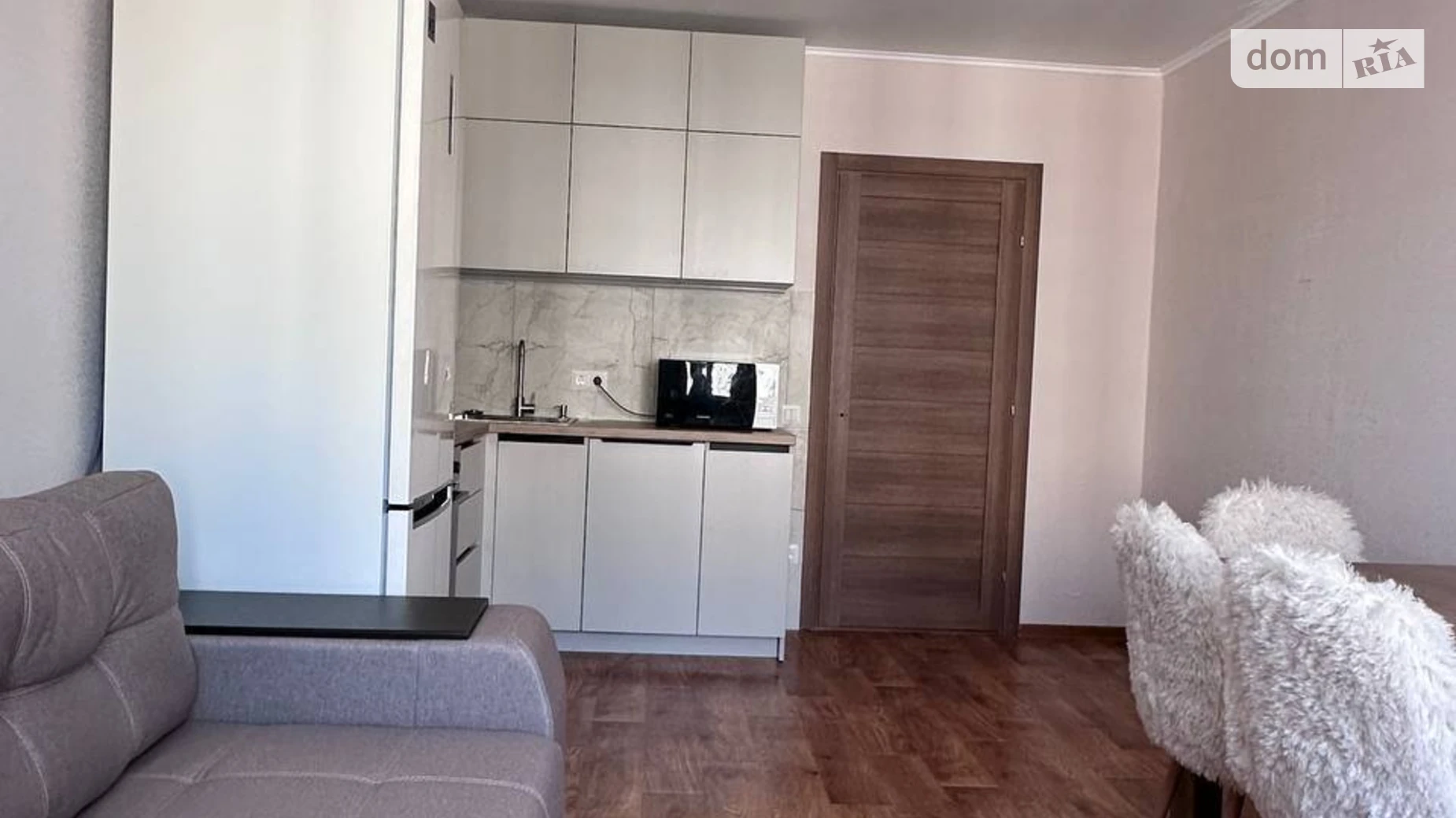 Продается 1-комнатная квартира 55 кв. м в Киеве, ул. Коноплянская, 22Б - фото 2