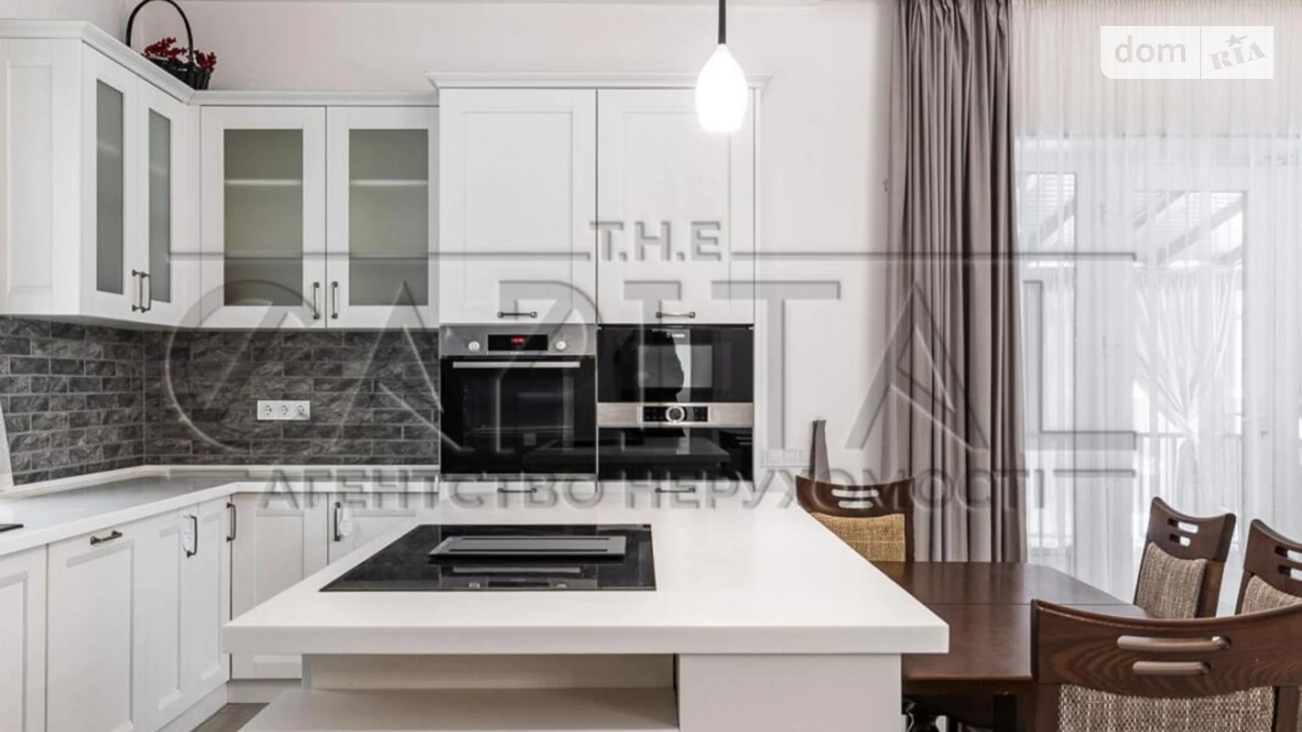 Сдается в аренду дом на 2 этажа 220 кв. м с камином, цена: 2200 € - фото 3